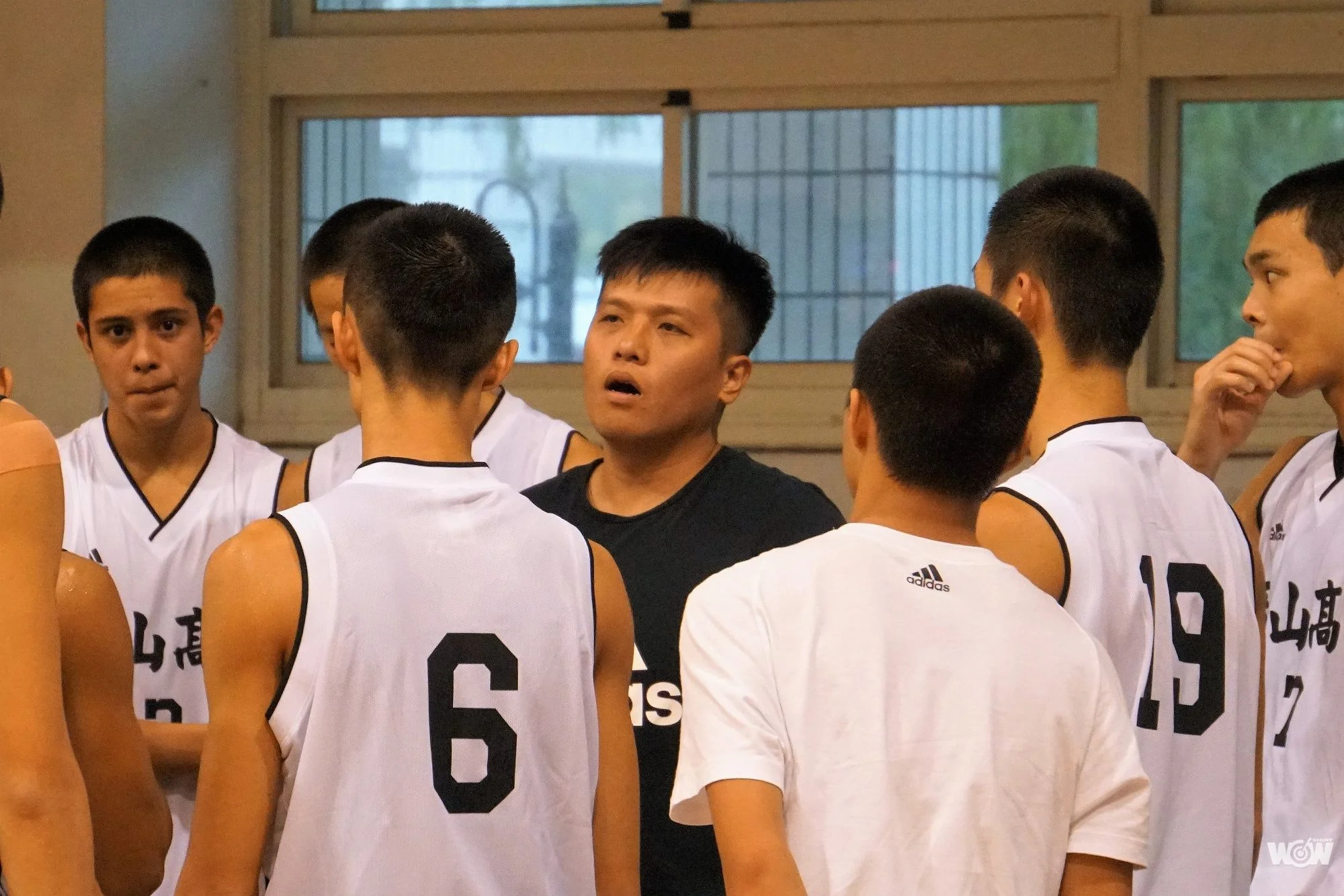 《籃球》再拚「生子後」泰山高中教練廖文彬11月迎接新生命