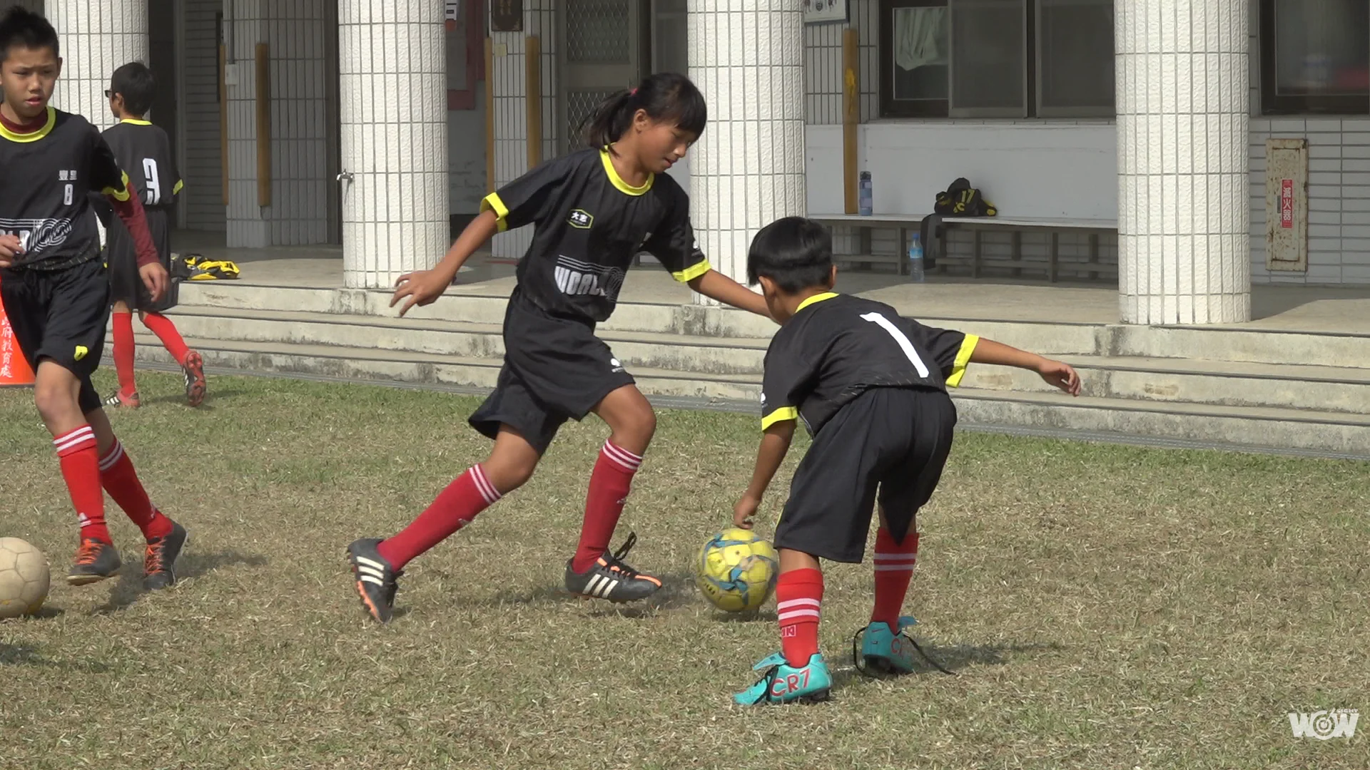 《足球》不一樣的足球賽 學會踢球以外的事