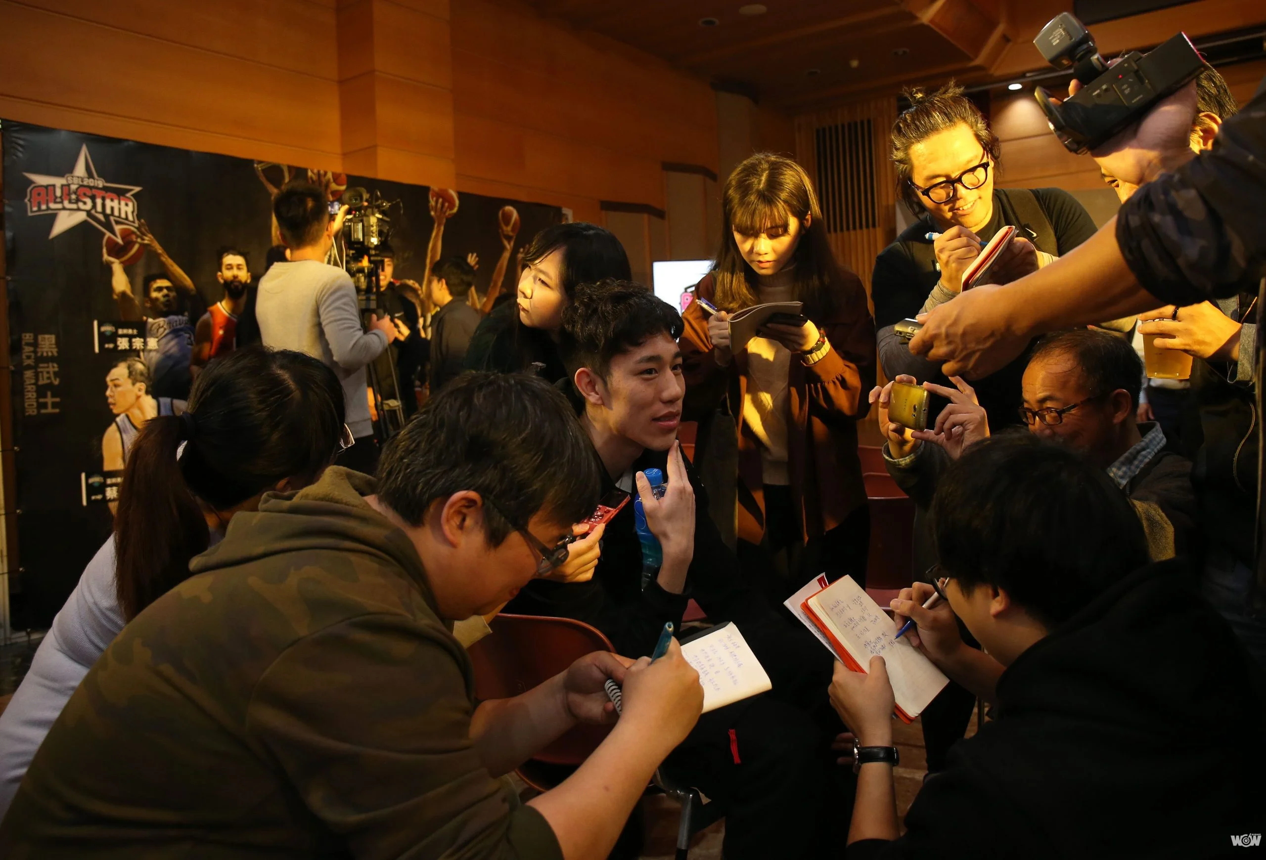 《籃球》林書豪轉戰暴龍 林書緯：很開心 盼哥哥進冠軍賽