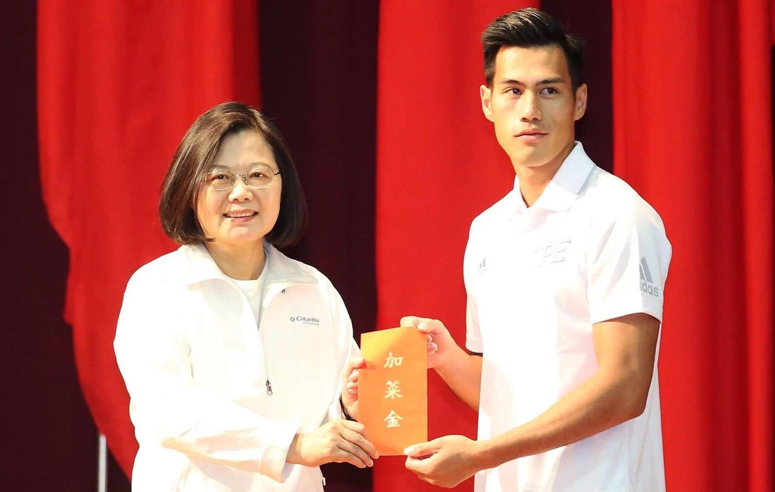 《世大運》總統授旗 最速男楊俊瀚以挑戰者姿態出擊