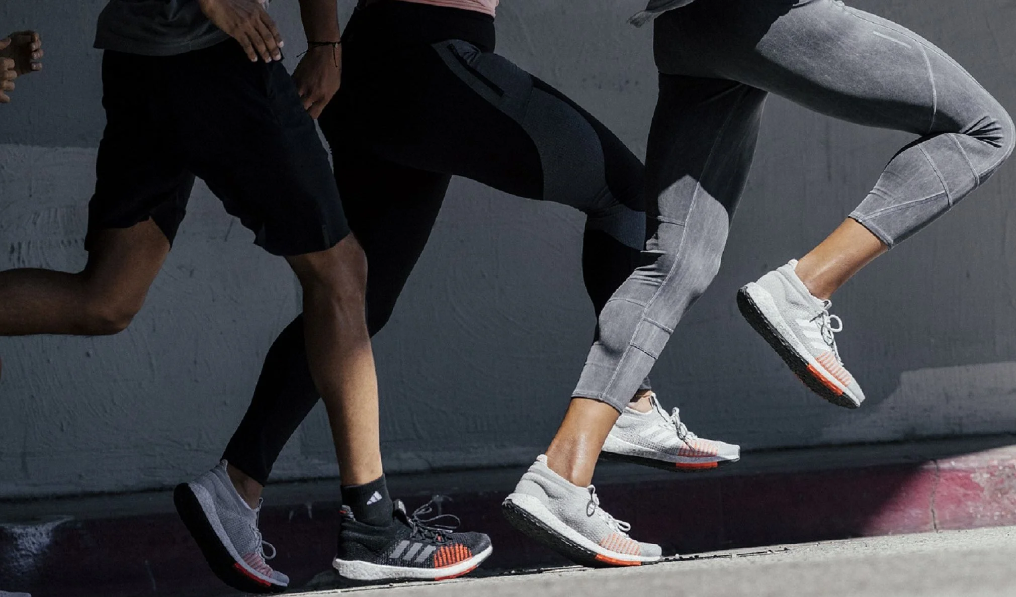 《路跑》專為街頭打造 adidas 全新跑鞋 PULSEBOOST HD 登場