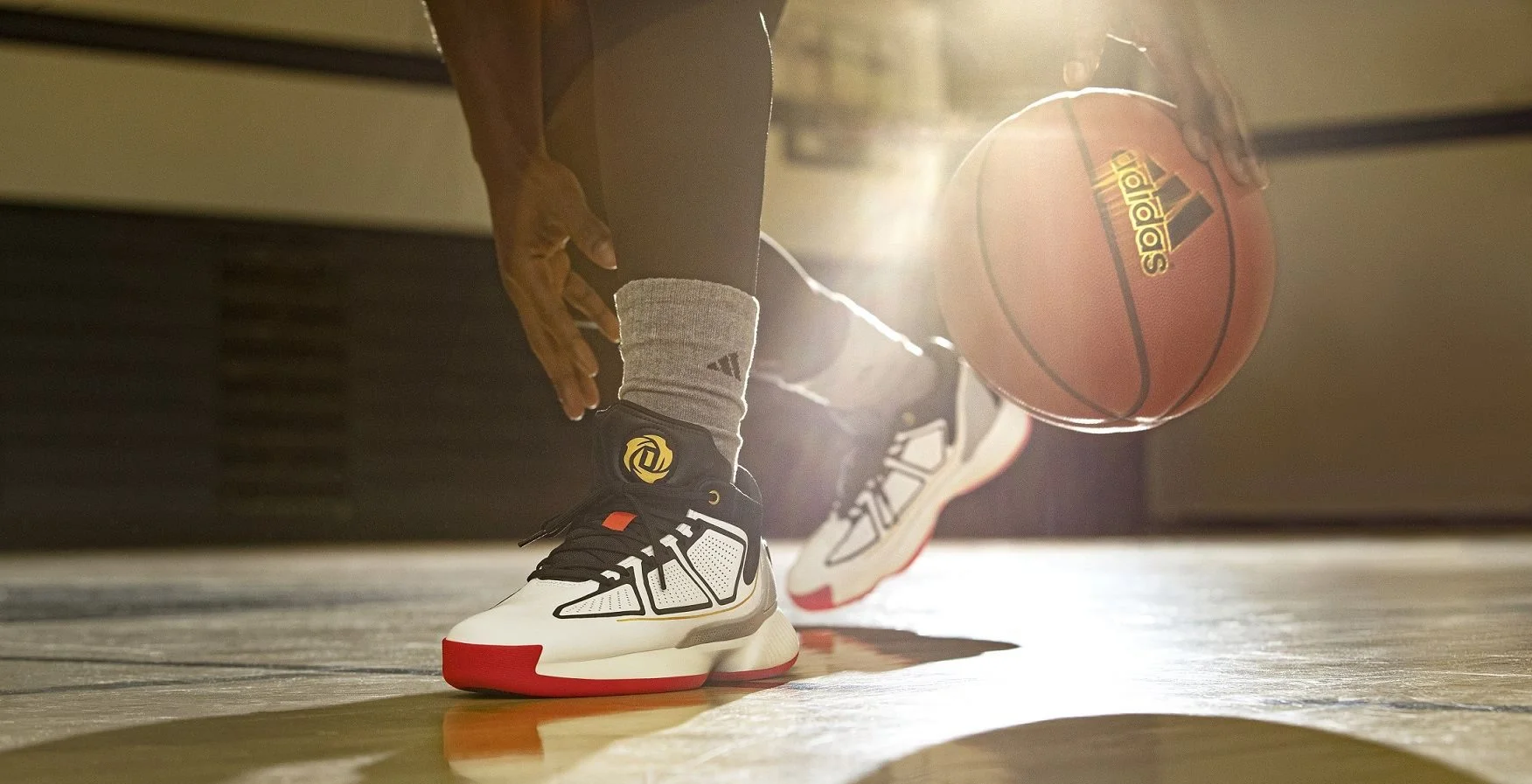 《籃球》飆風再起 玫瑰重生 adidas D Rose 10 登場