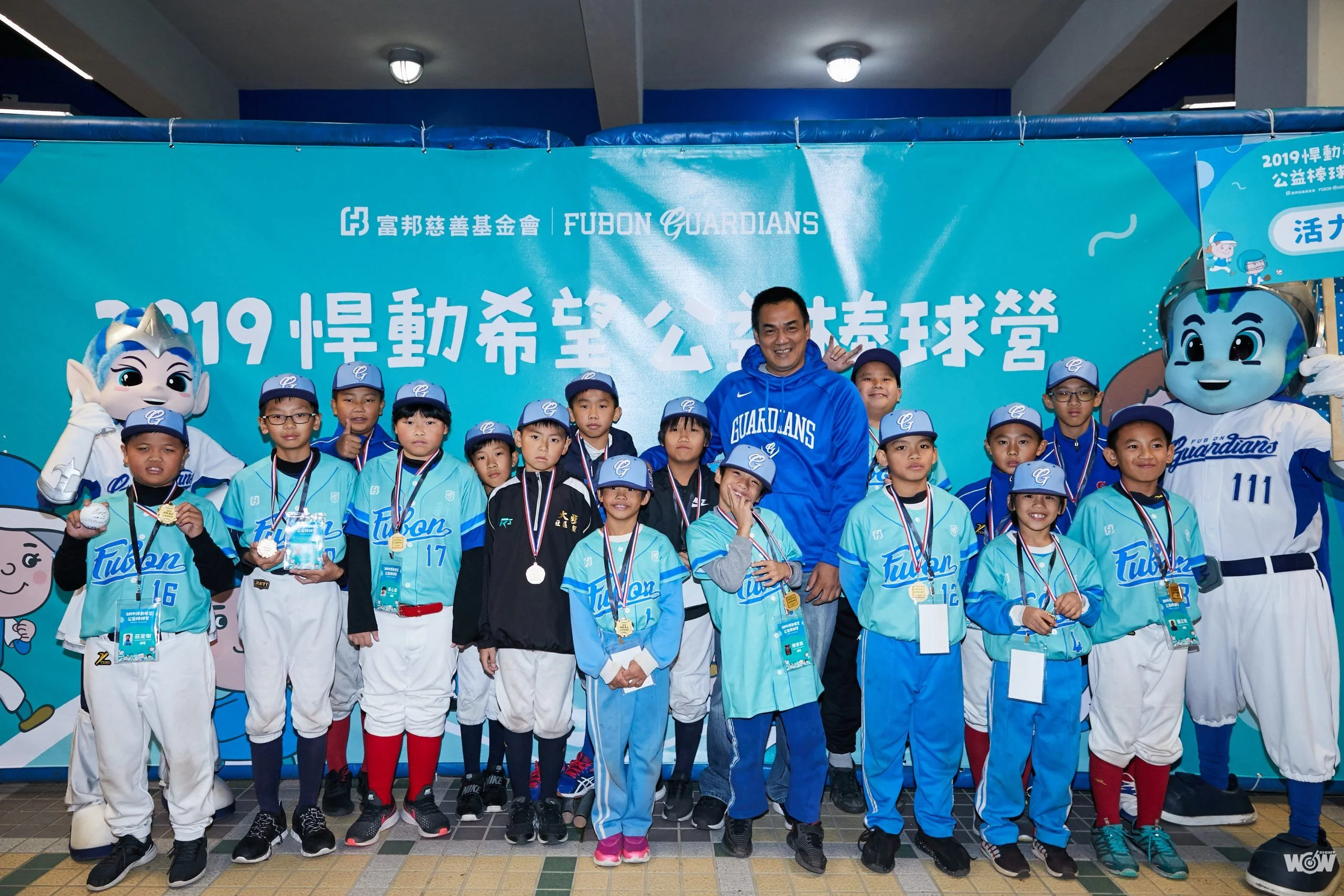 《棒球》悍動希望公益棒球營 陳金鋒勉小球員：努力過後的果實很迷人