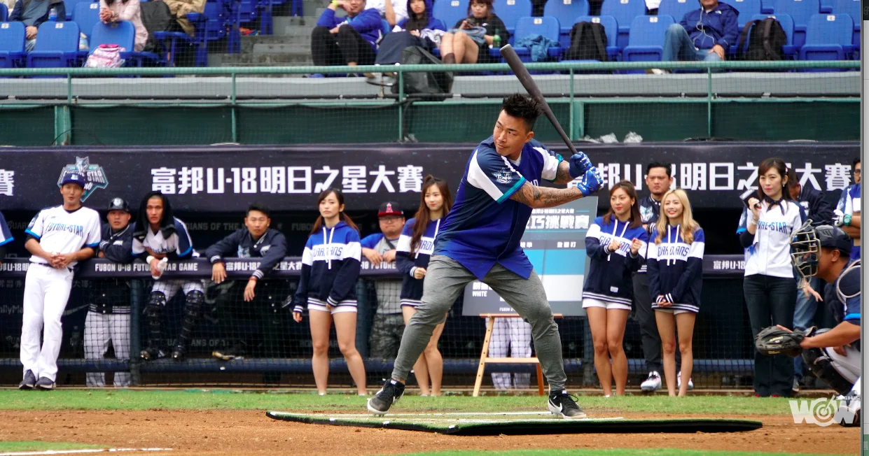 《棒球》都是二刀流！郭泓志開轟 劉致榮驚呼好強
