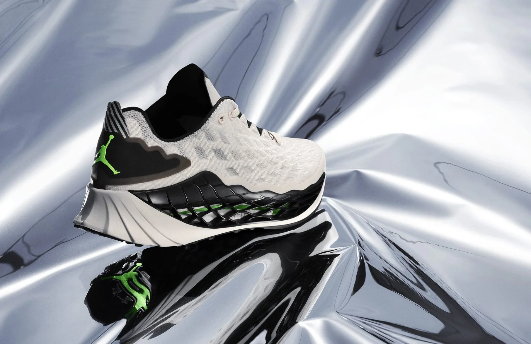 《跑步》JORDAN 最新跑步鞋款 TRUNNER ULTIMATE