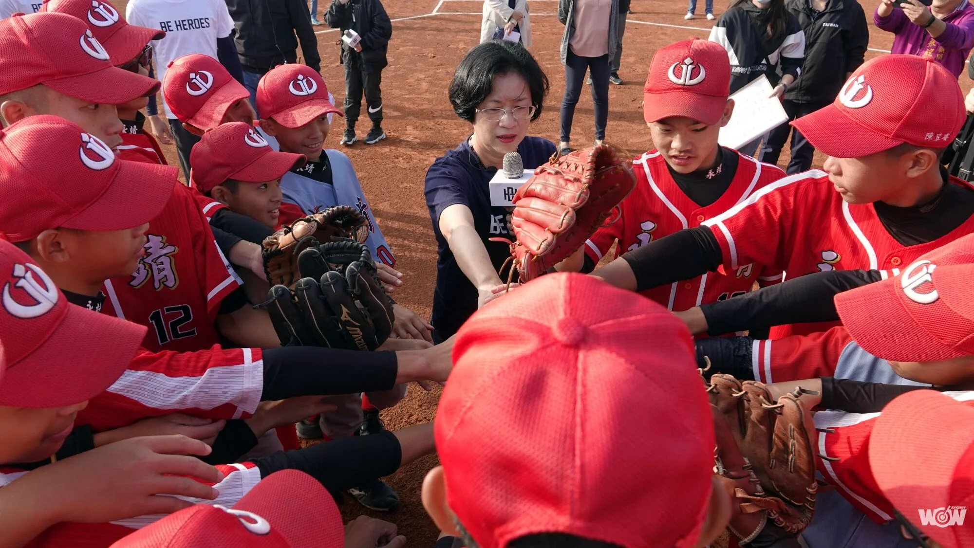 《棒球》彰化囝仔江國豪、林志綱返鄉教學 BE HEROES棒球訓練營回饋基層