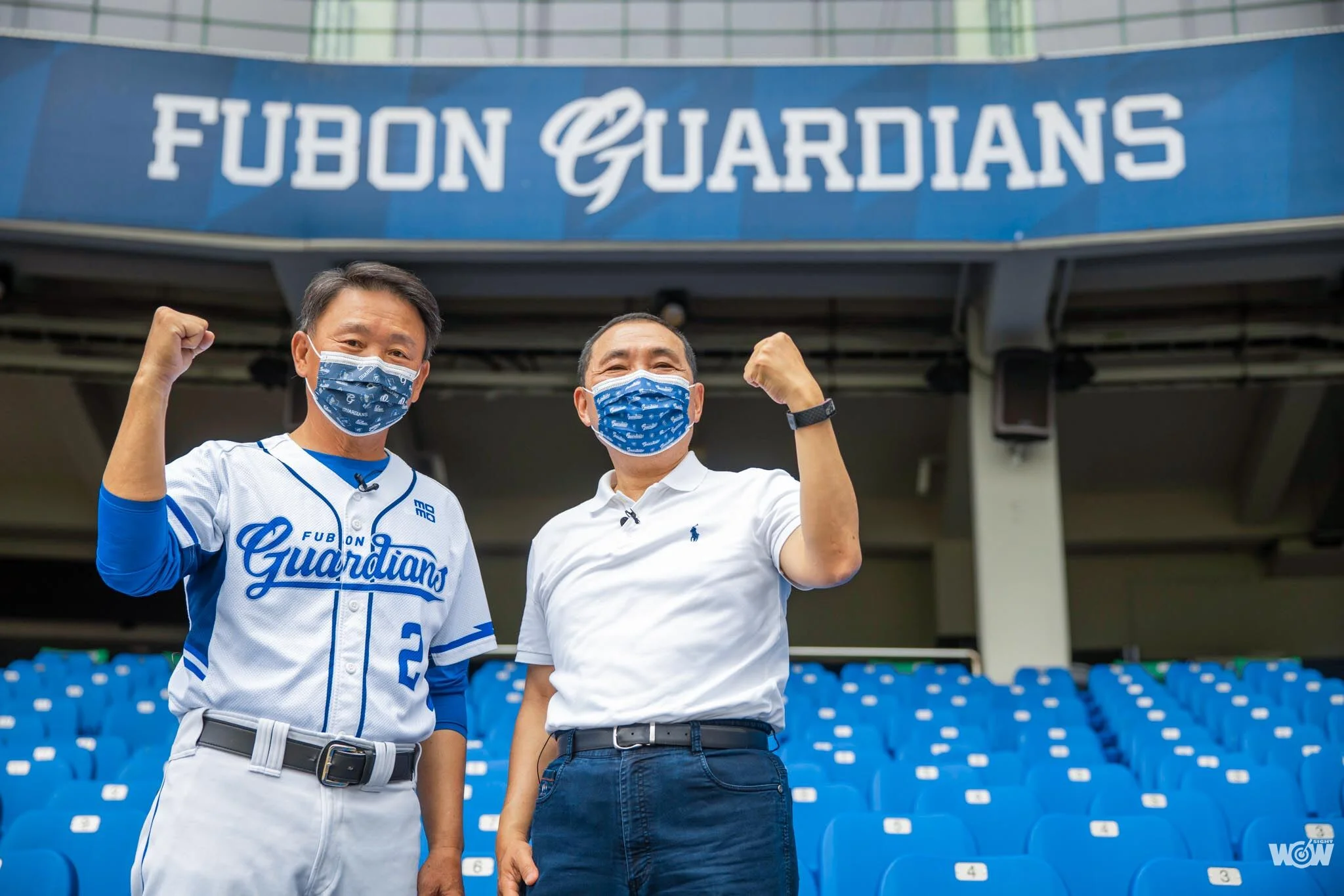 《中職》侯友宜攜手富邦悍將 宣導疫苗接種注意事項