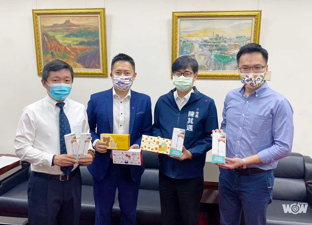 《PLG》高雄鋼鐵人攜手寶齡富錦 捐贈家用快篩試劑予高雄