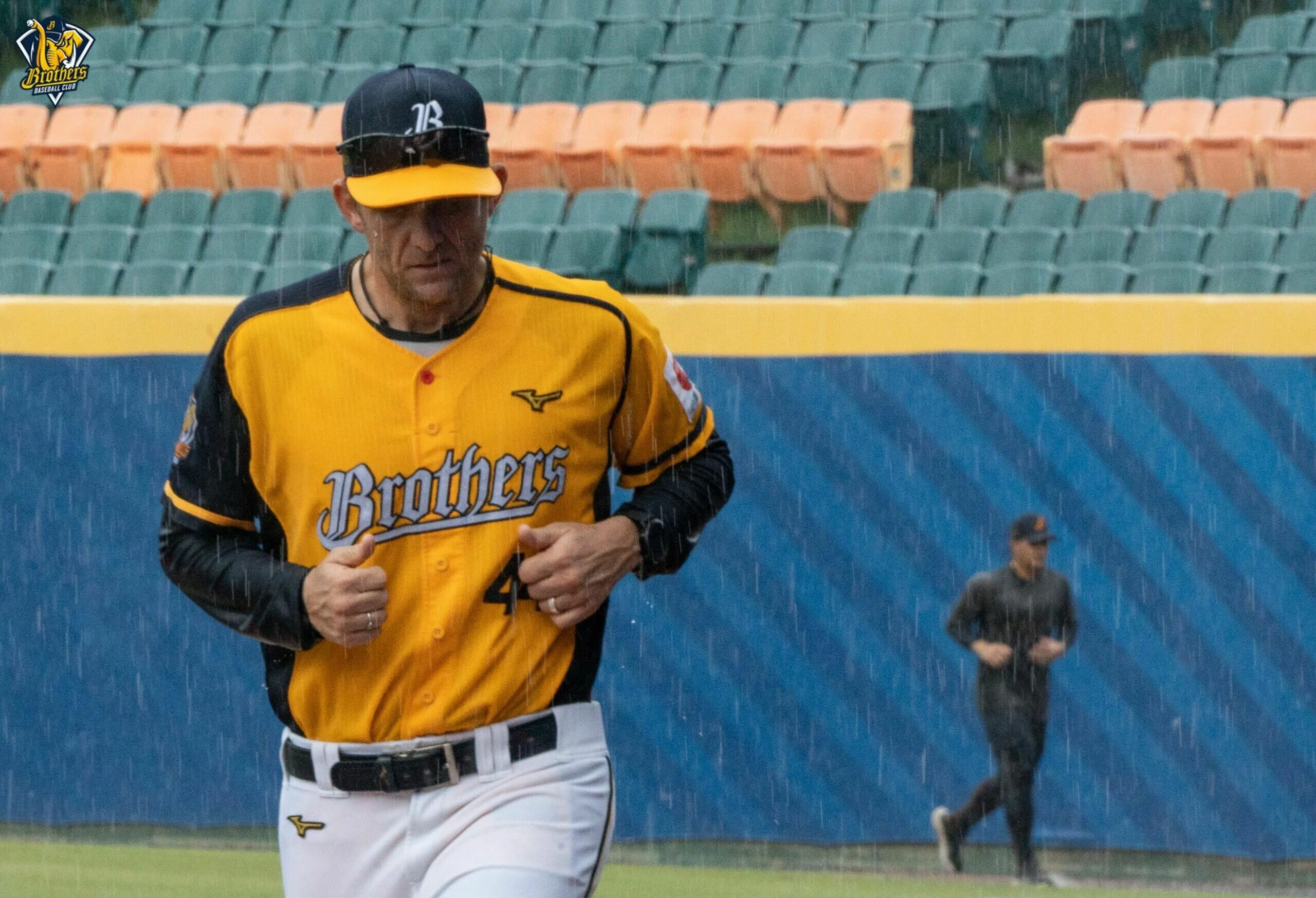 《棒球》黃恩賜大雷雨中慢跑 笑嘆追不上佛斯特