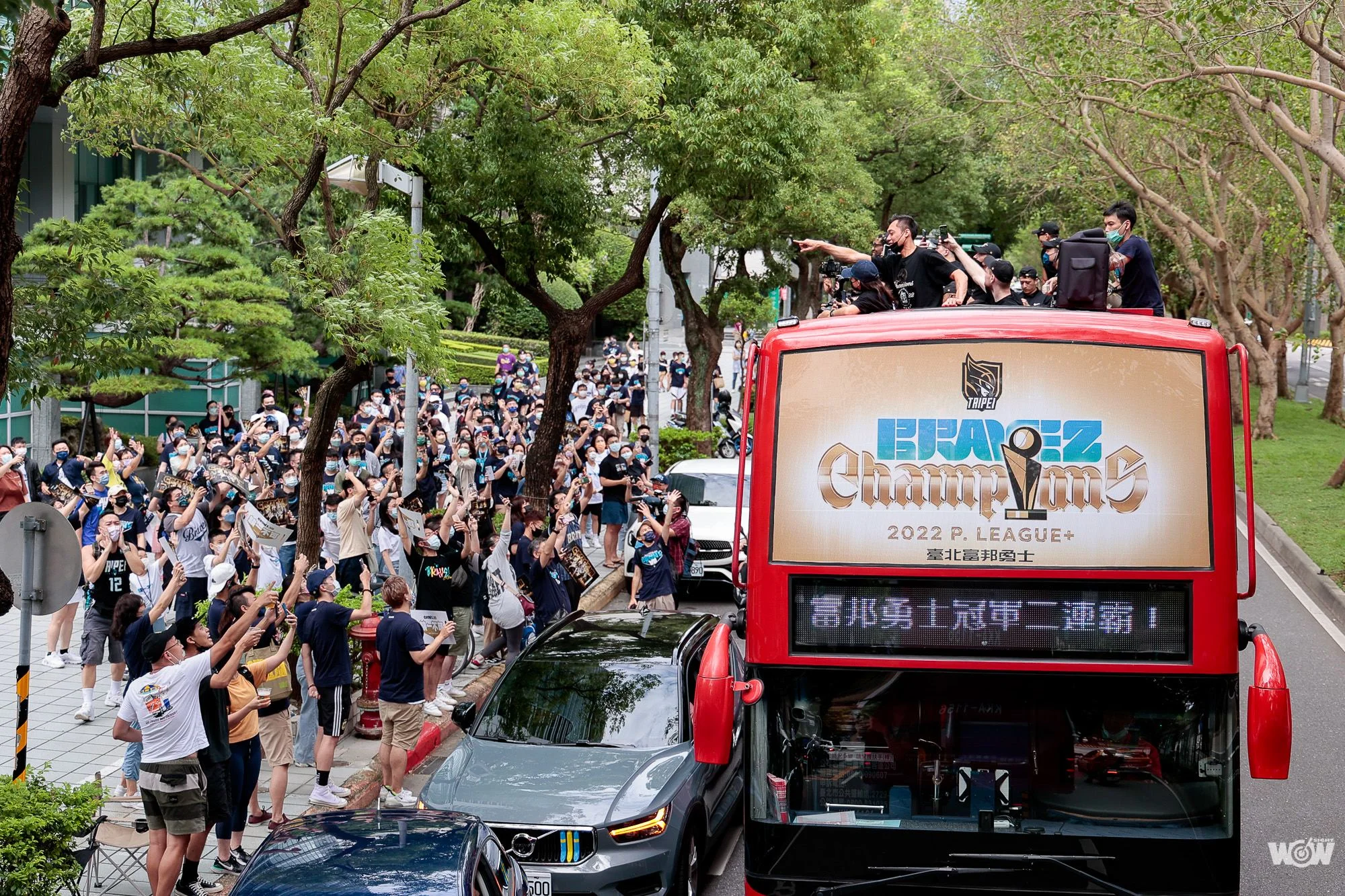 《PLG》富邦勇士封王遊行 球團盼續留主力拚三連霸與東亞超聯賽