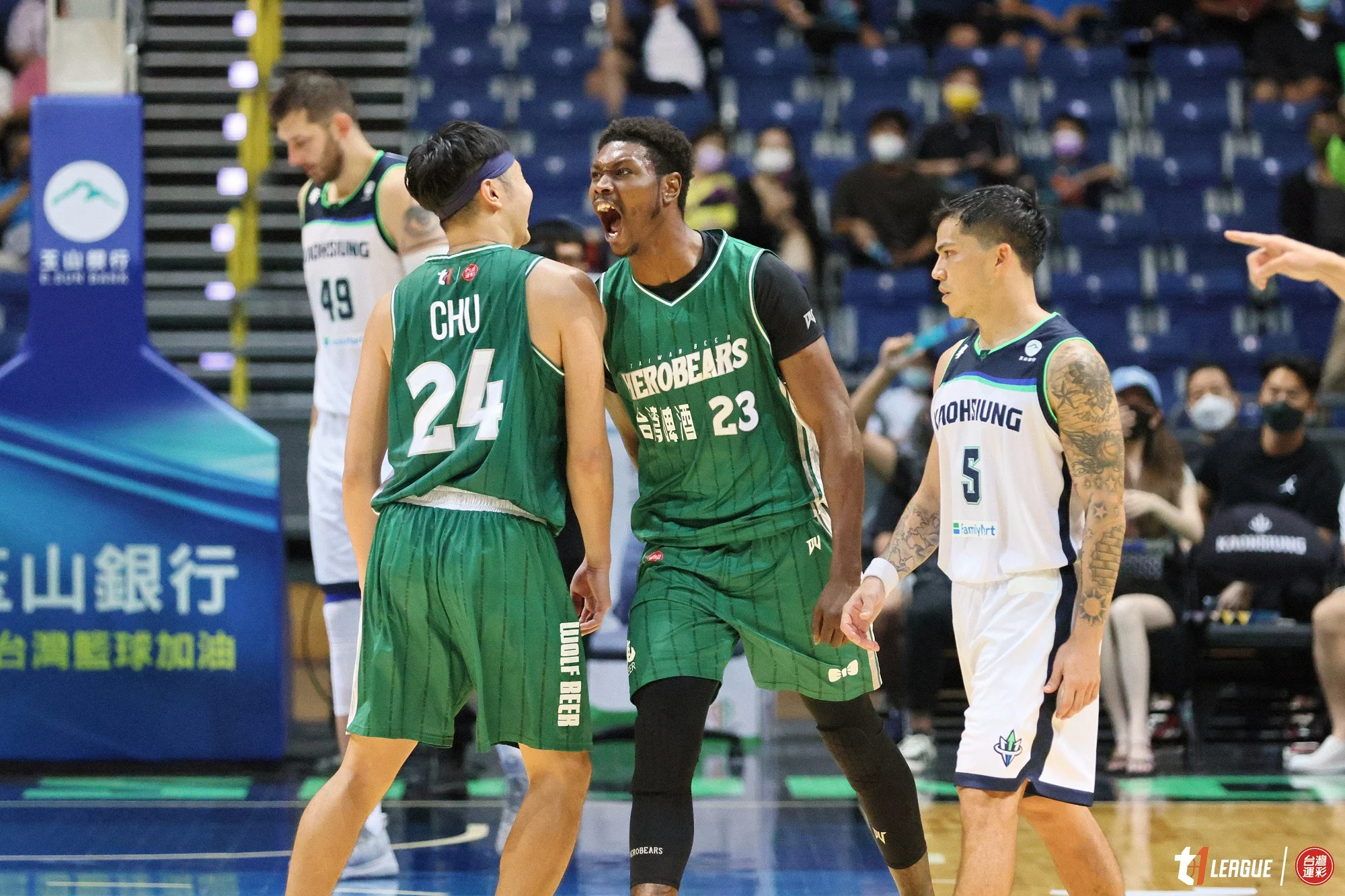 《T1》「早哥」重返台灣送大禮 台啤英熊客場逆轉高雄海神