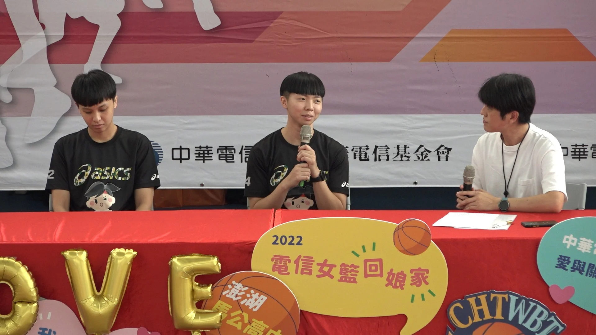 《籃球》電信女籃回娘家  來自離島女孩的尋跡與感恩之旅