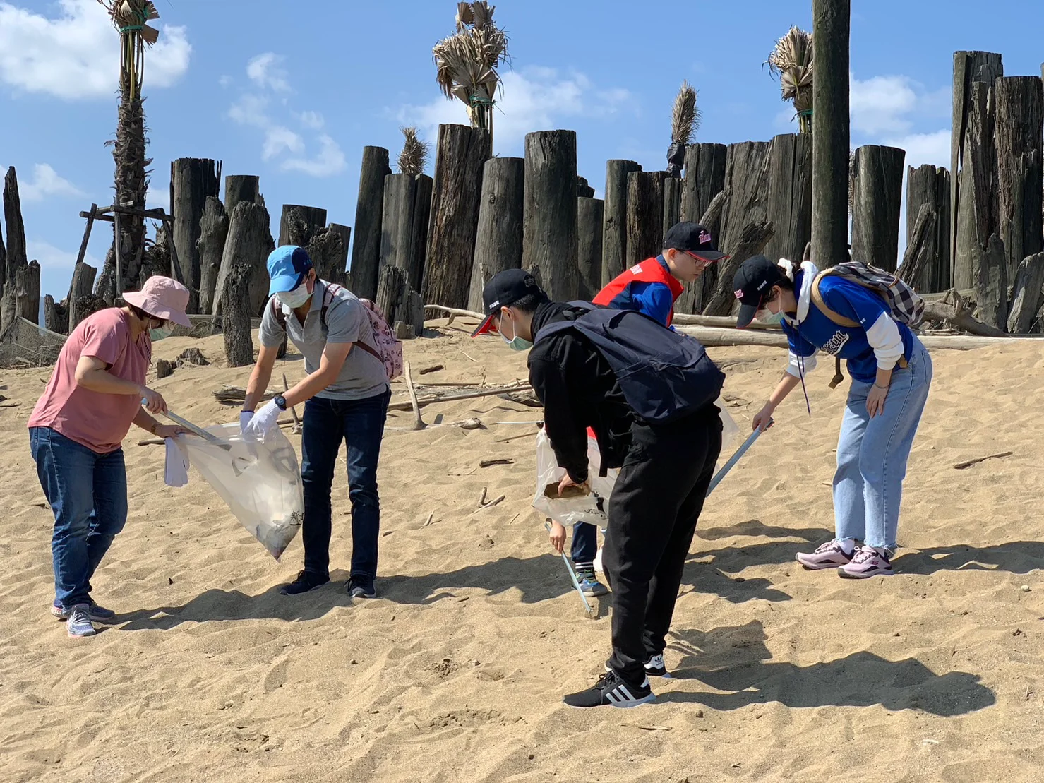 《路跑》萬金石馬拉松19日登場 禾聯碩響應綠色永續賽道沿線淨灘最美海岸線