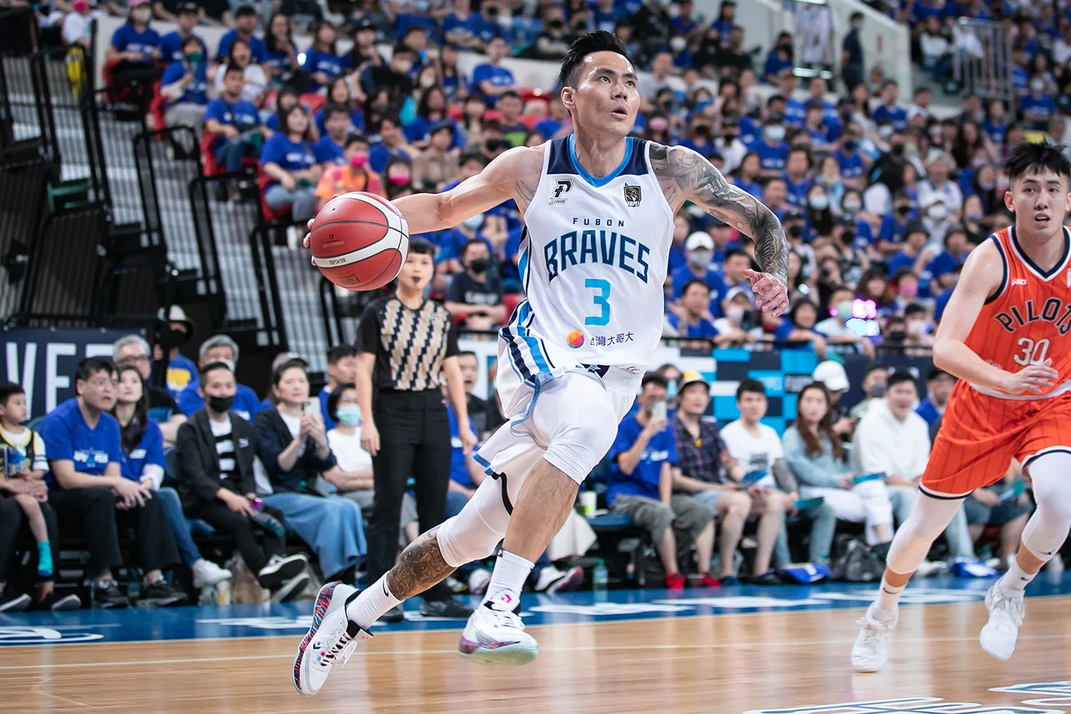 《PLG》勇士進入季後賽模式 主場首戰力退領航猿