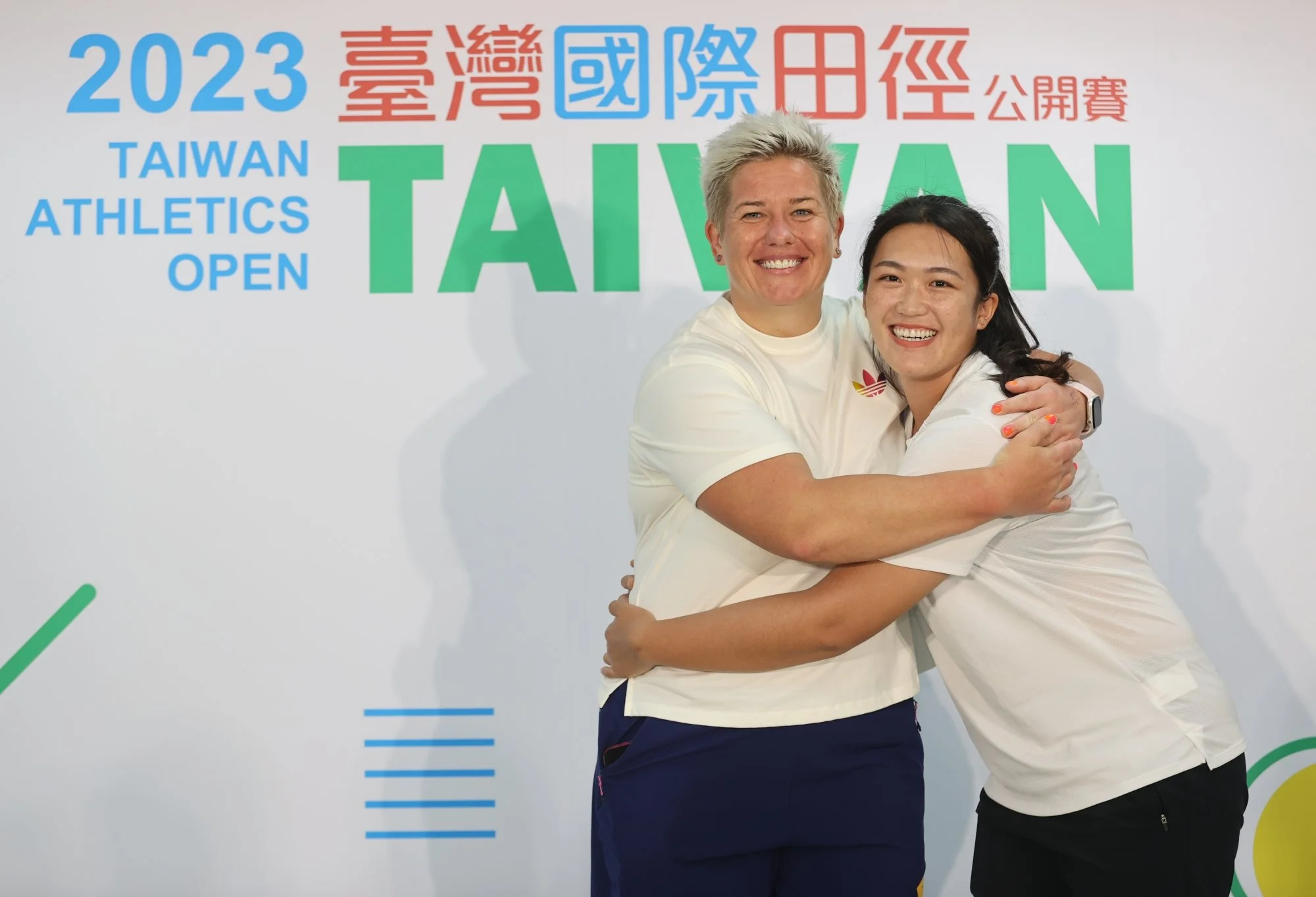 《田徑》史上最大咖鏈球女王登台 余雅倩成小粉絲