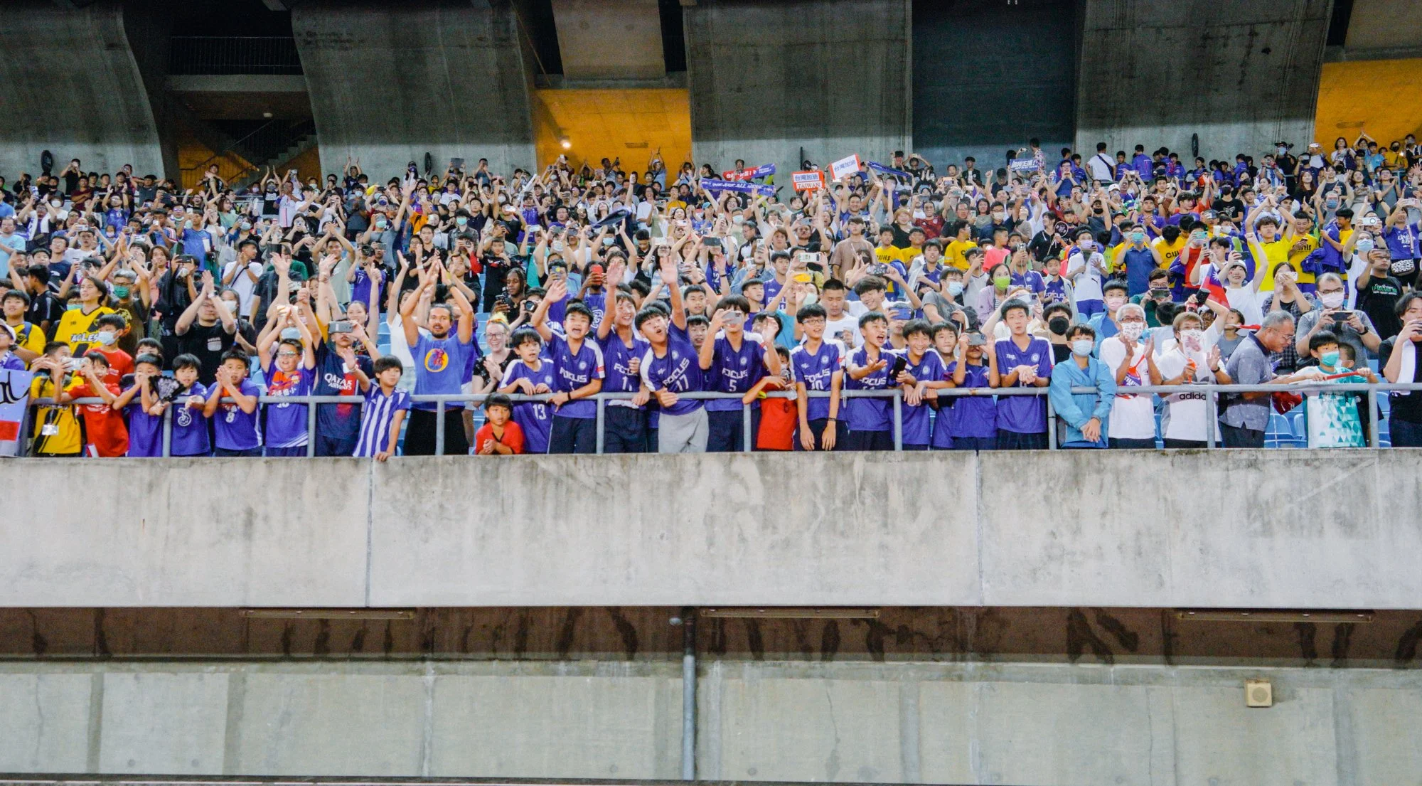 《足球》陳庭揚關鍵頭槌破門 中華隊主場逼平強敵泰國隊