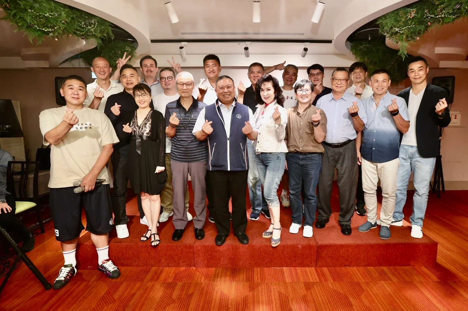 《籃球》宏國象成員齊聚 期待歡慶來年宏國集團成立一甲子