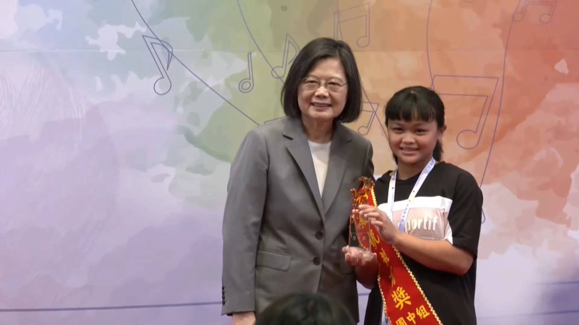 《舉重》「用生命影響生命」 總統教育獎得主詹宇蓁感受來自郭婞淳的「婞念」