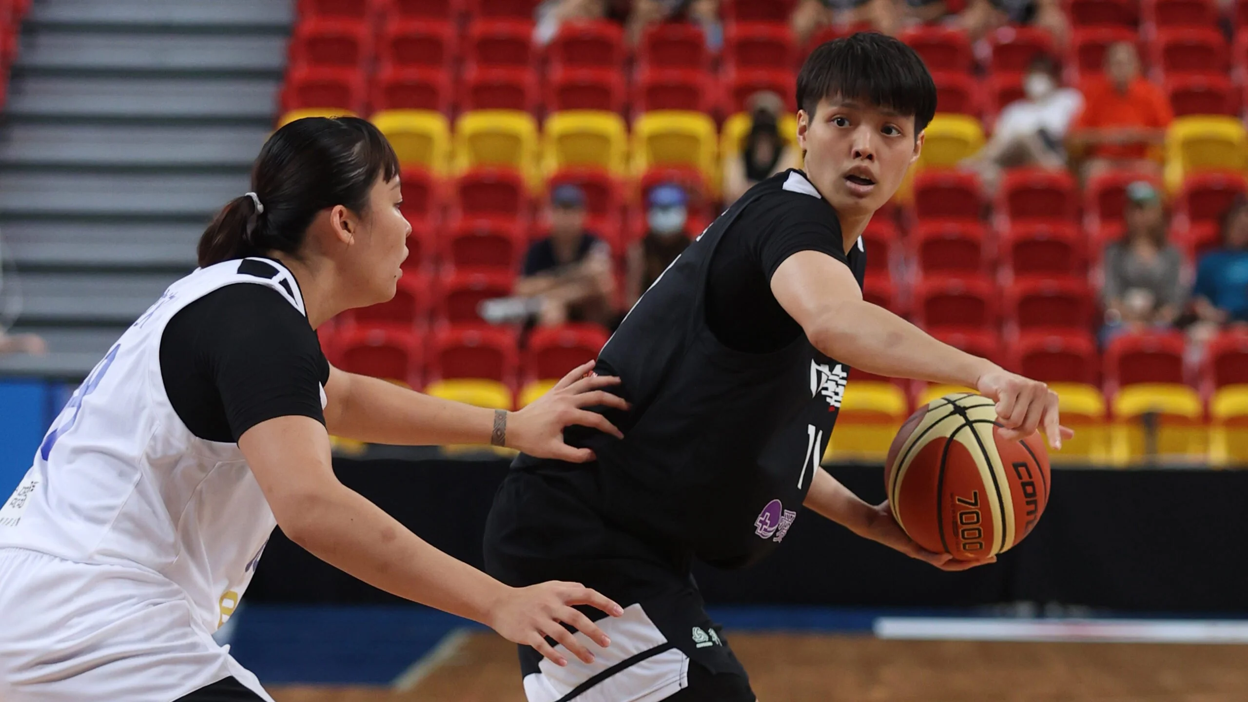 《籃球》姐妹鬩牆！ 中華藍大勝中華白23分