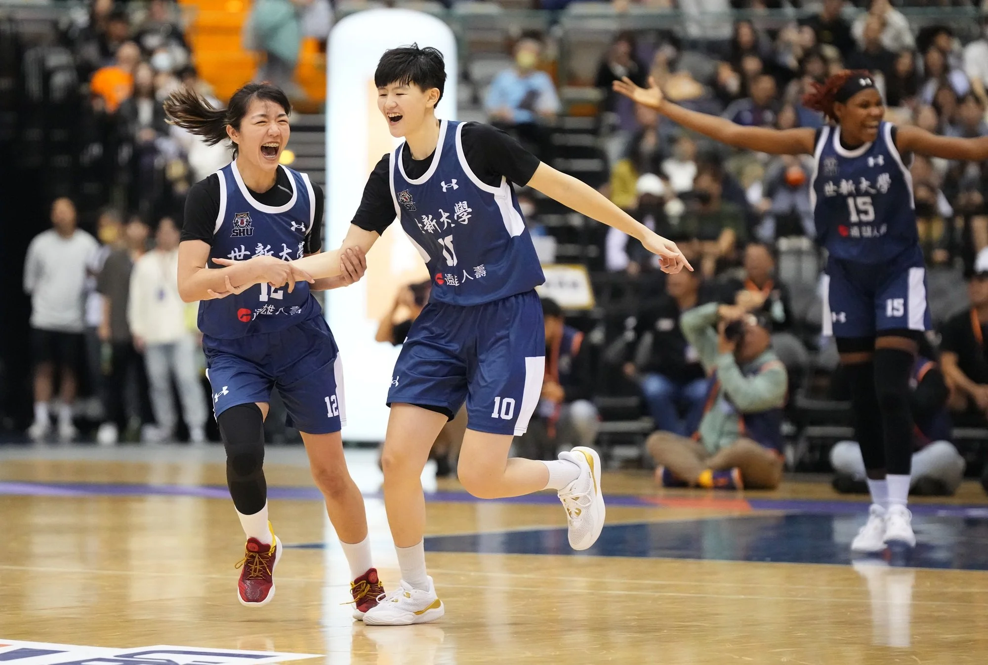 《富邦人壽UBA》相互鼓勵「笑著打球」 游沁樺、楊淑琄合攻33分帶領世新搶下冠軍賽門票