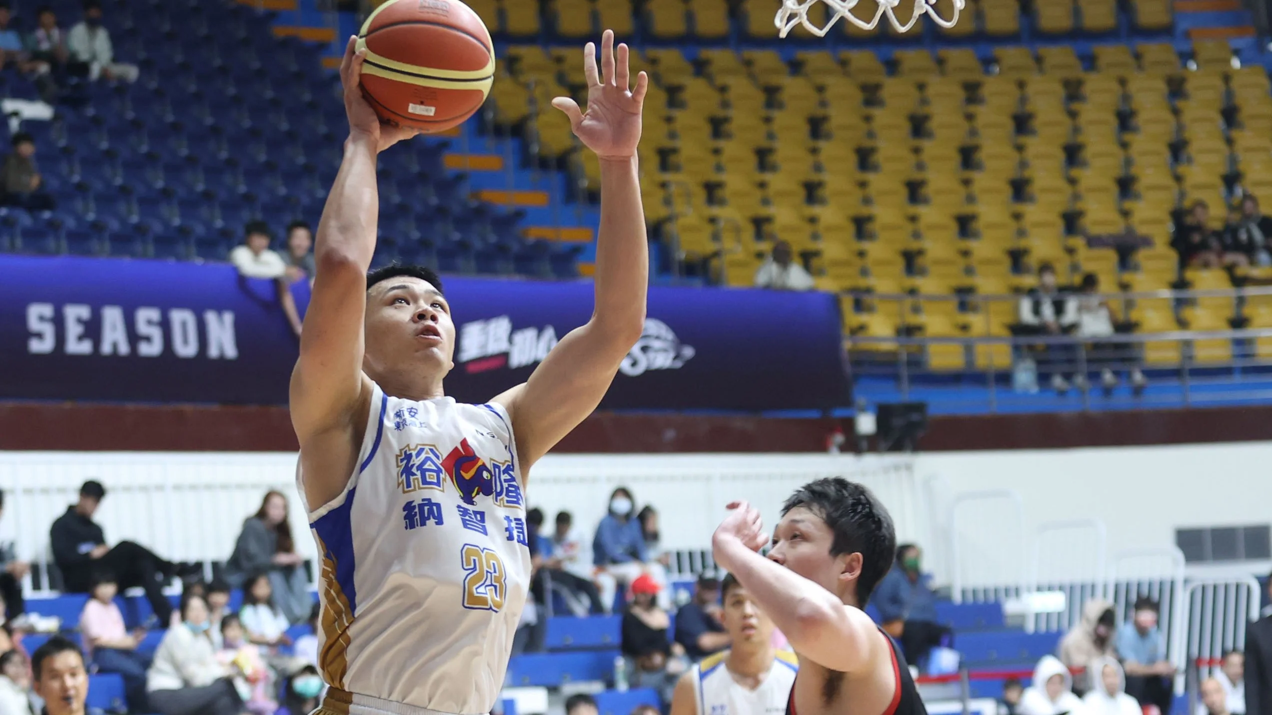 《籃球》裕隆土洋連線克台銀 藍少甫繳本季新高21分