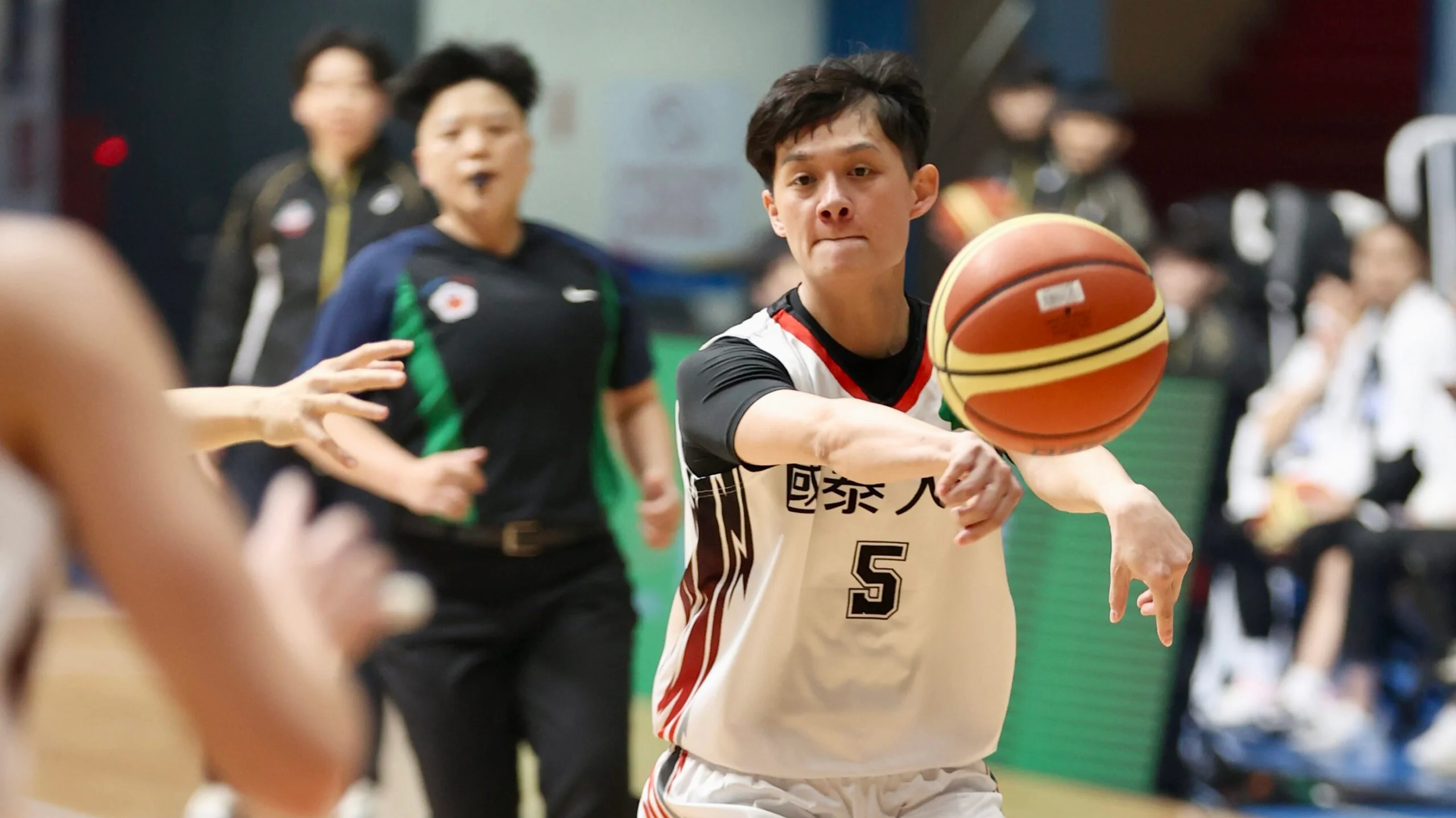 《籃球》黃凡珊關鍵四罰中一 國泰靠防守驚險取勝