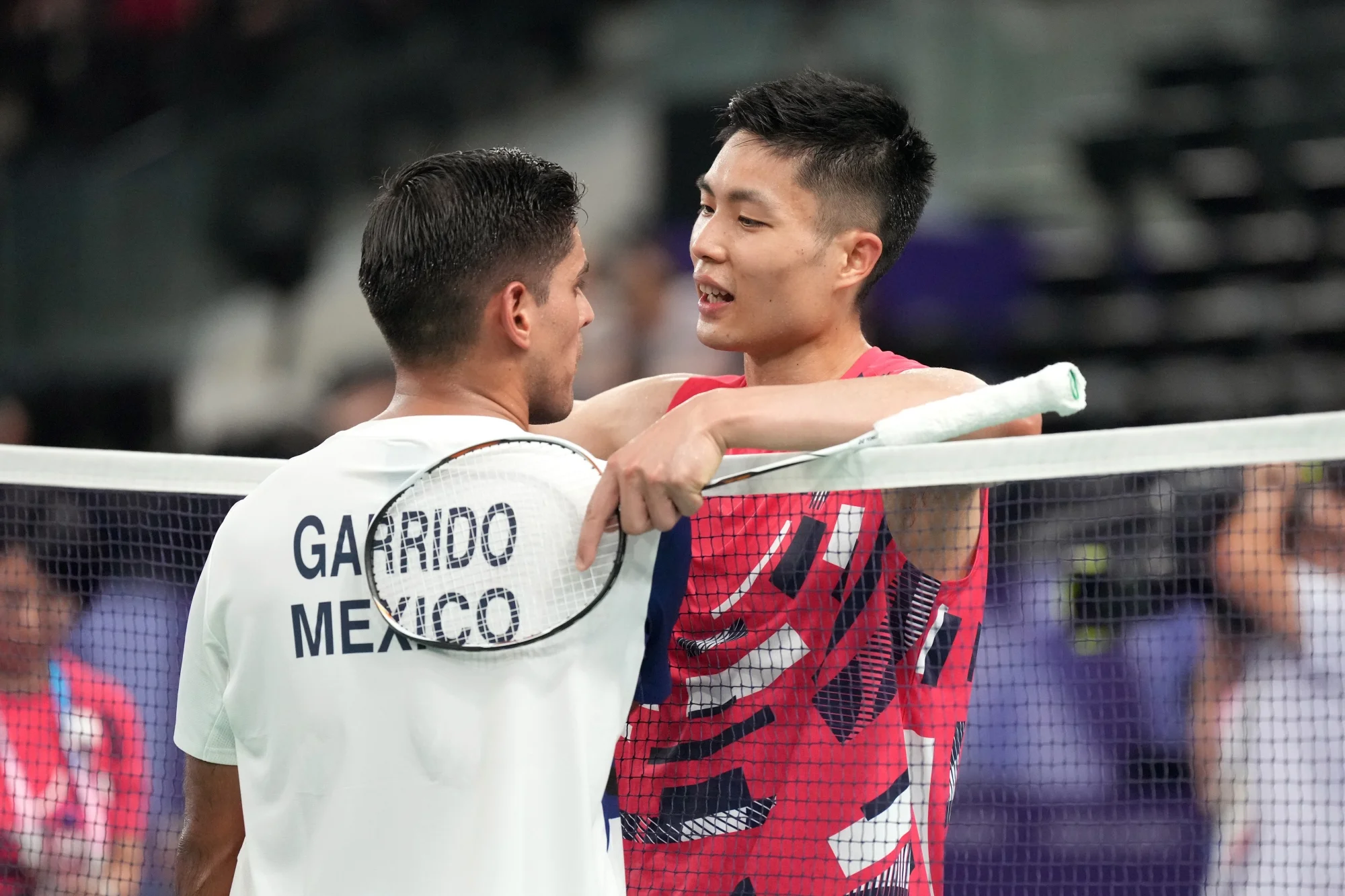 《奧運》用生命拚搏每一球 周天成與墨西哥選手感動奧運羽球殿堂