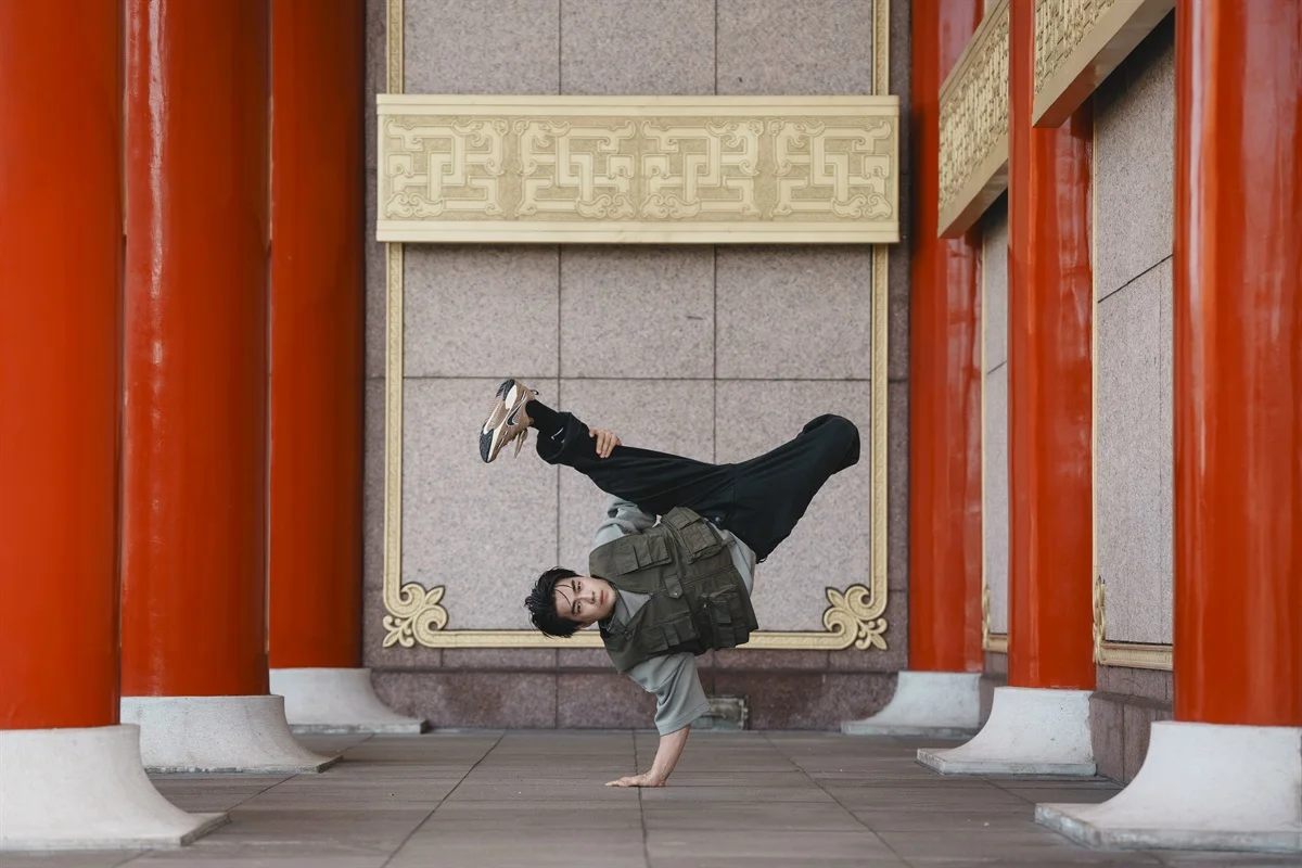 《看裝備》NIKE JAM助孫振登殿堂 NIKE 首款為霹靂舞打造的專屬鞋款