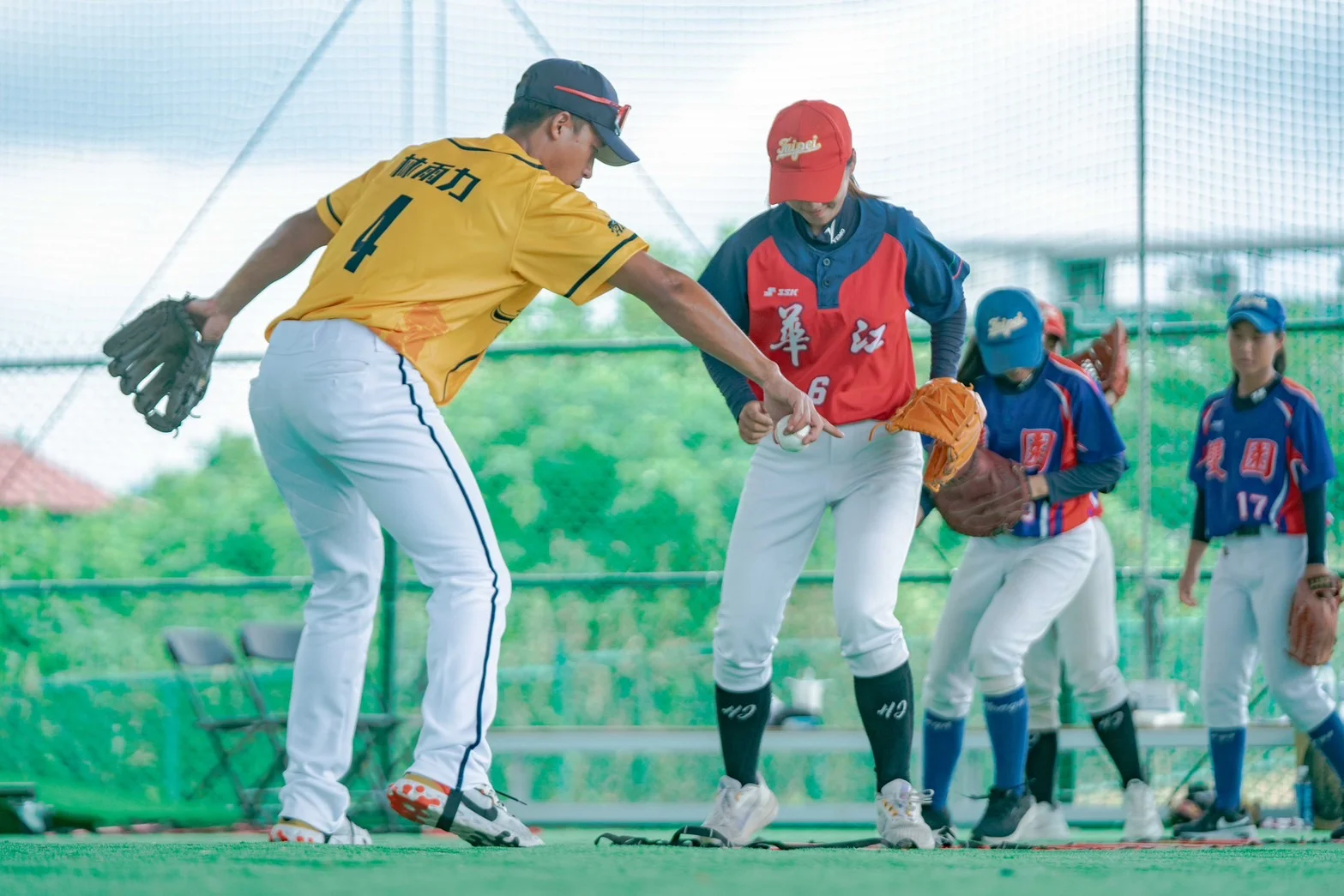 《黑豹旗》中信盃黑豹旗巡迴列車暑假啟航 女生專場與運科專業培訓引爆熱潮