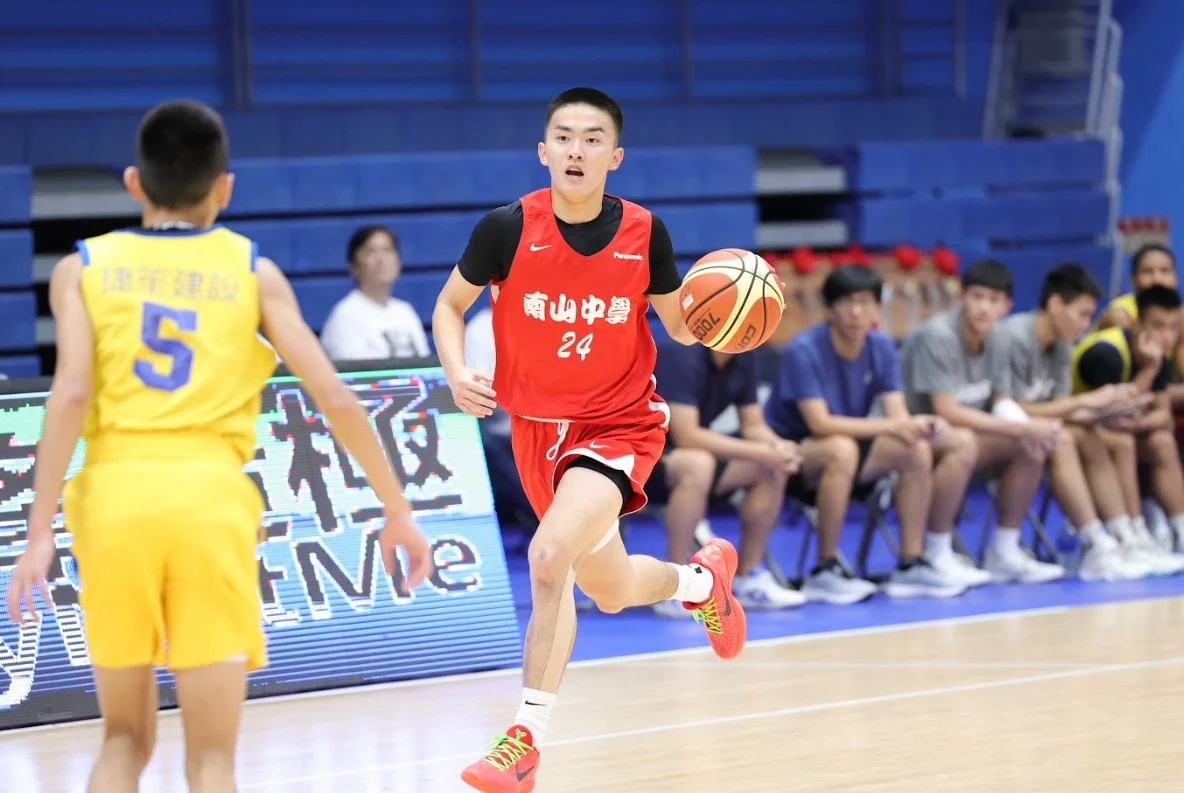 《籃球》興富發登峰造極青年籃球賽 高男組光復南山爭冠