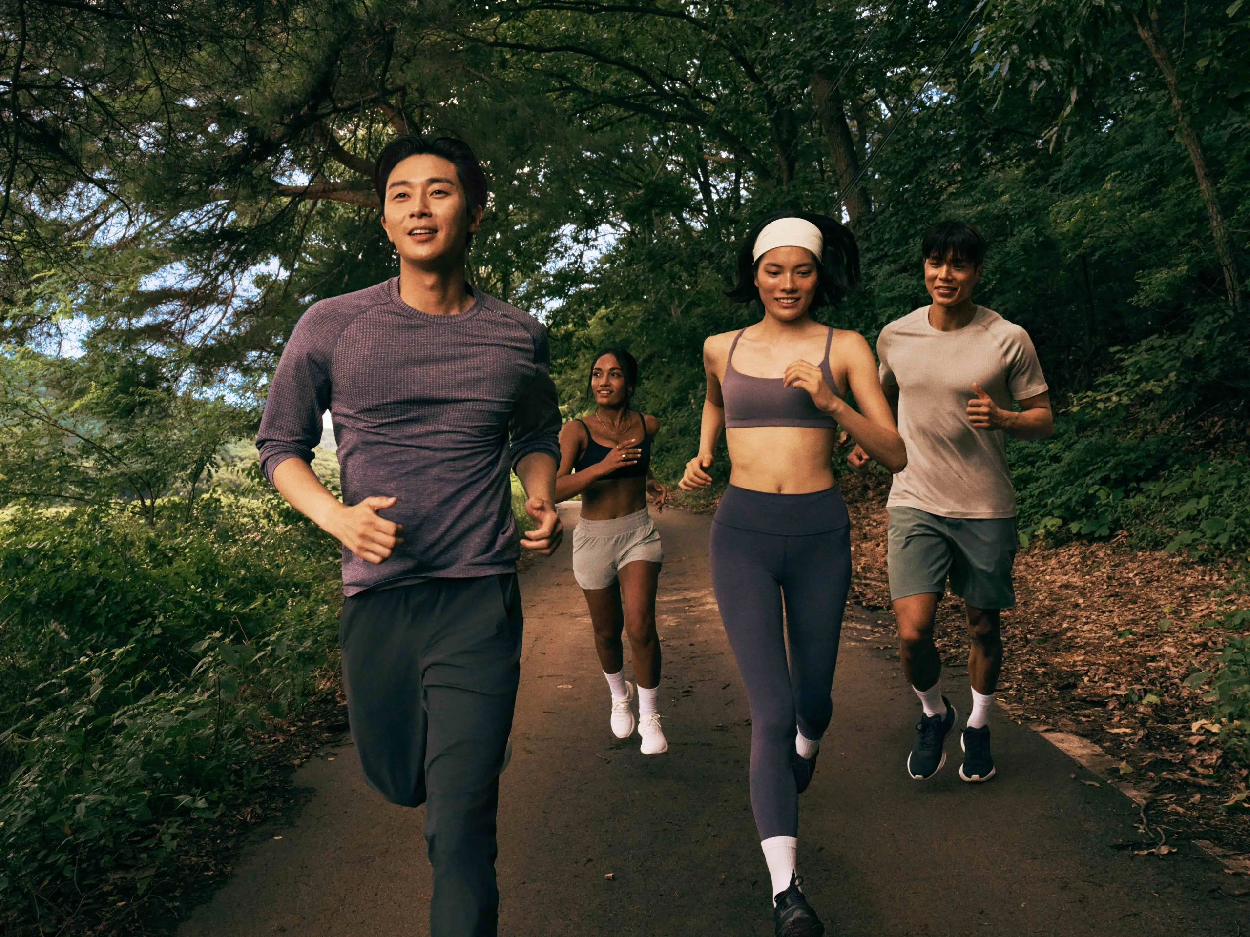 《看裝備》lululemon啟動「Together we grow」系列活動 品牌大使朴敘俊帶領大眾感受連結一起成長