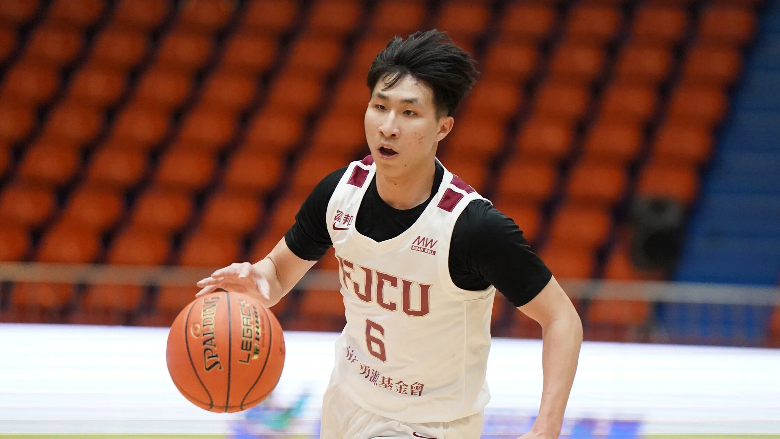 《富邦人壽UBA》教練鼓勵不怕犯錯 王翊仲助輔大穩定前進