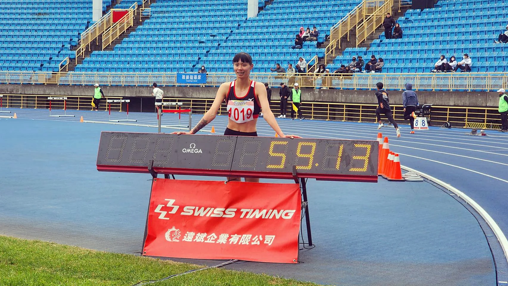 《田徑》勇敢上場不當膽小鬼 鍾欣儒女子400欄破大會跨進歷年第九傑