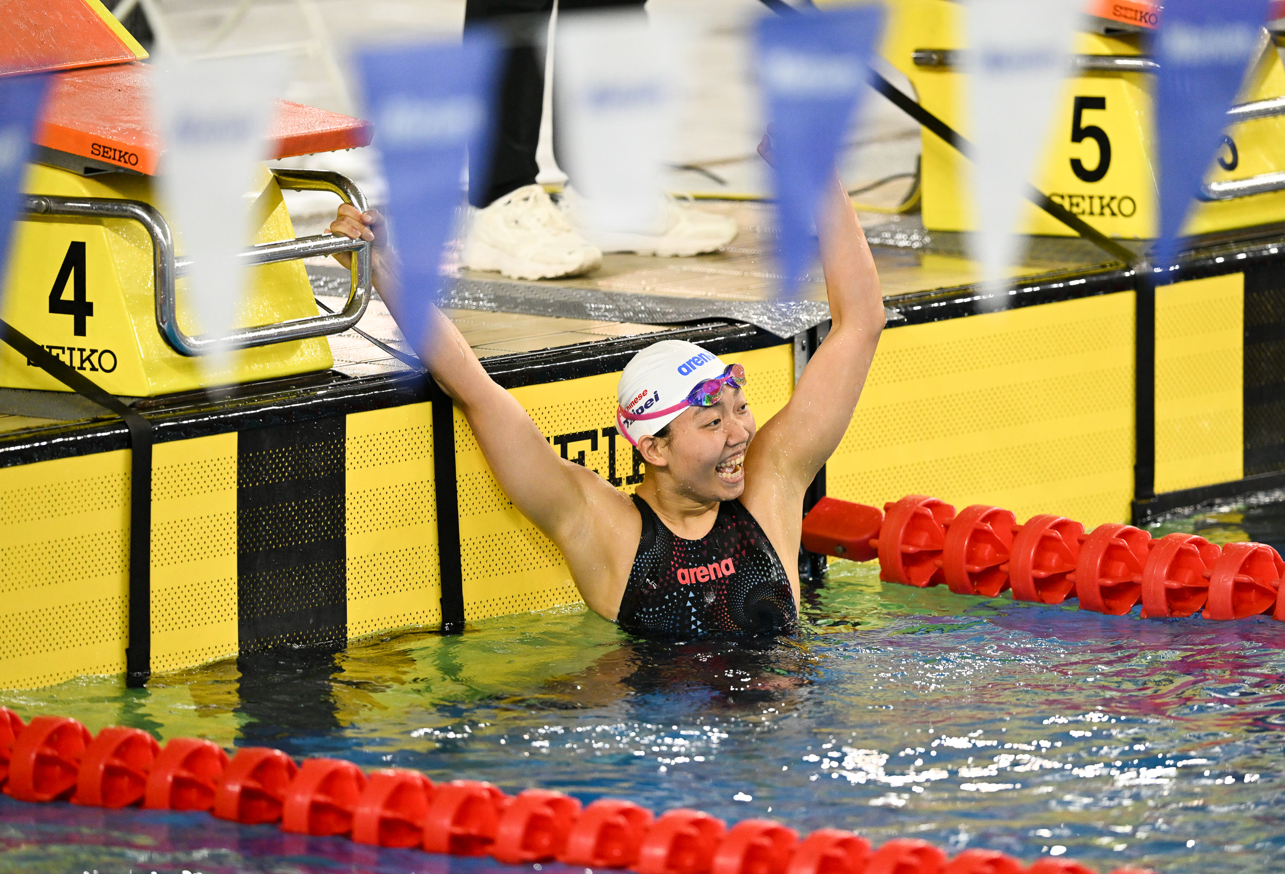 《全中運》從崩潰淚水到仰式三金　張雅佳破全國紀錄游向國際舞台