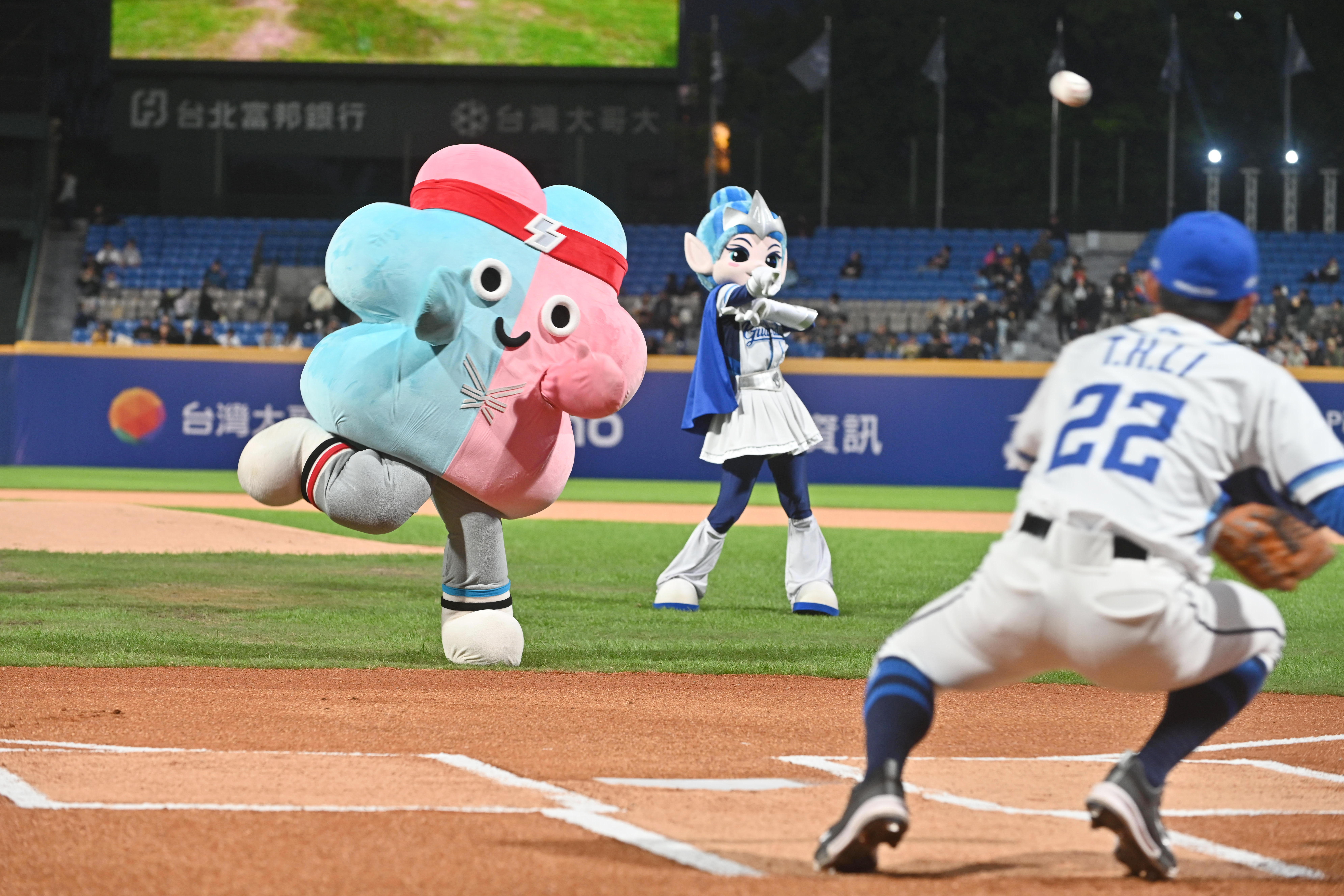 《世壯運》吉祥物「壯寶」登板 為富邦悍將開幕戰開球