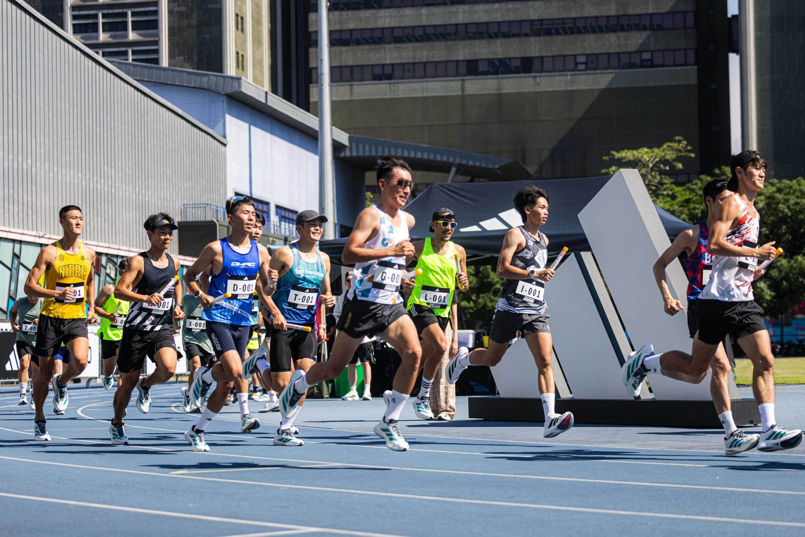 《看裝備》adidas最強競速訓練跑鞋ADIZERO BOSTON 13升級登台 首度攜手十大跑班盛大舉辦《ADIZERO SUMMIT 疾速訓練營》