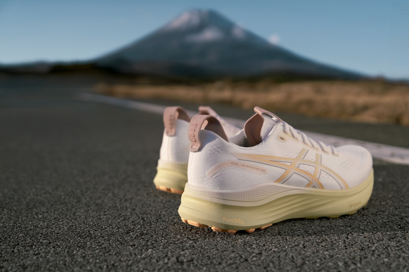 《看裝備》ASICS GEL-KAYANO 32 穩定再升級 品牌形象大使陳庭妮率先體驗 舒適穩步開跑