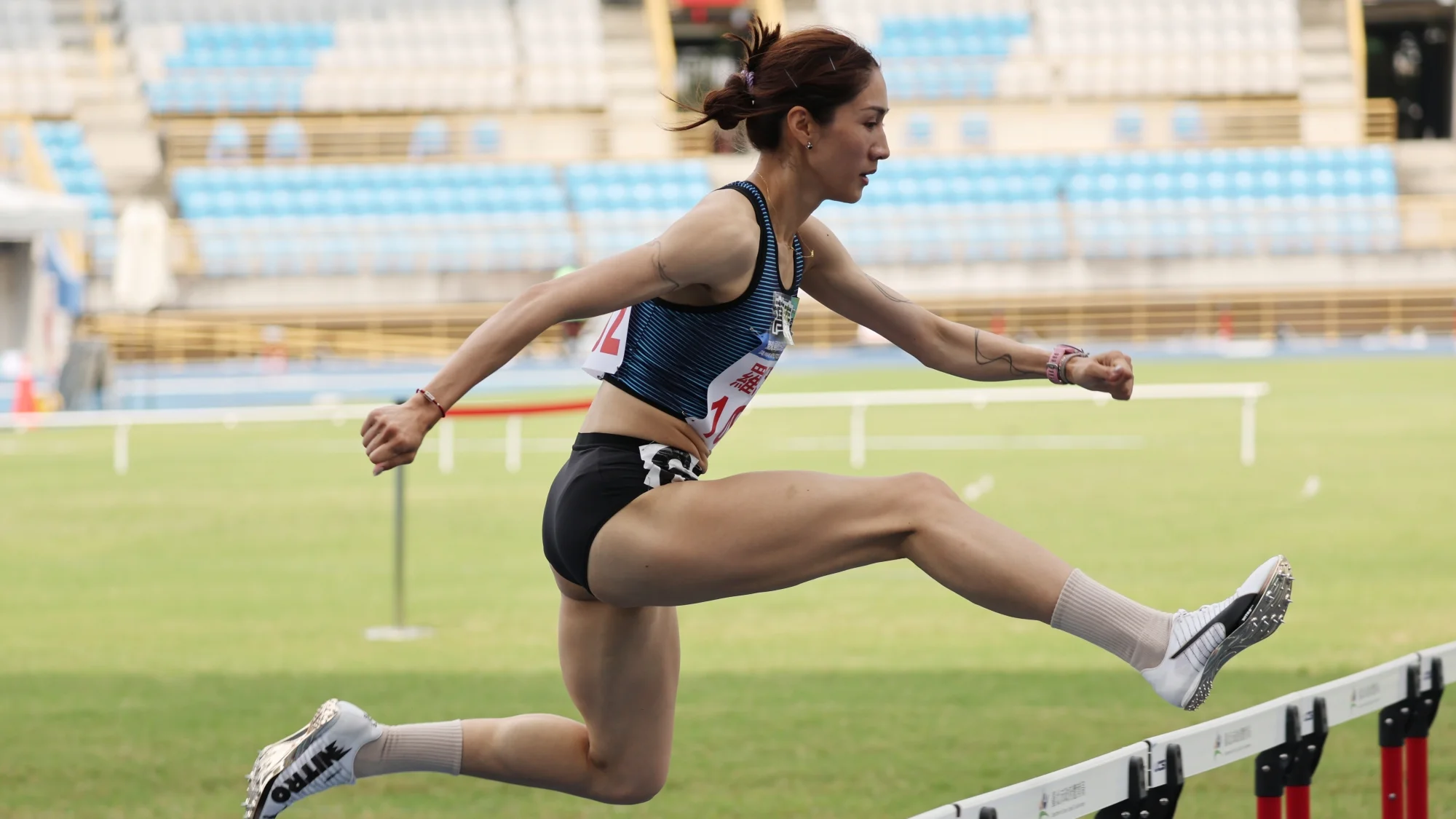《田徑》跨過現實跨出夢想 羅佩琳正式達標亞運400公尺跨欄
