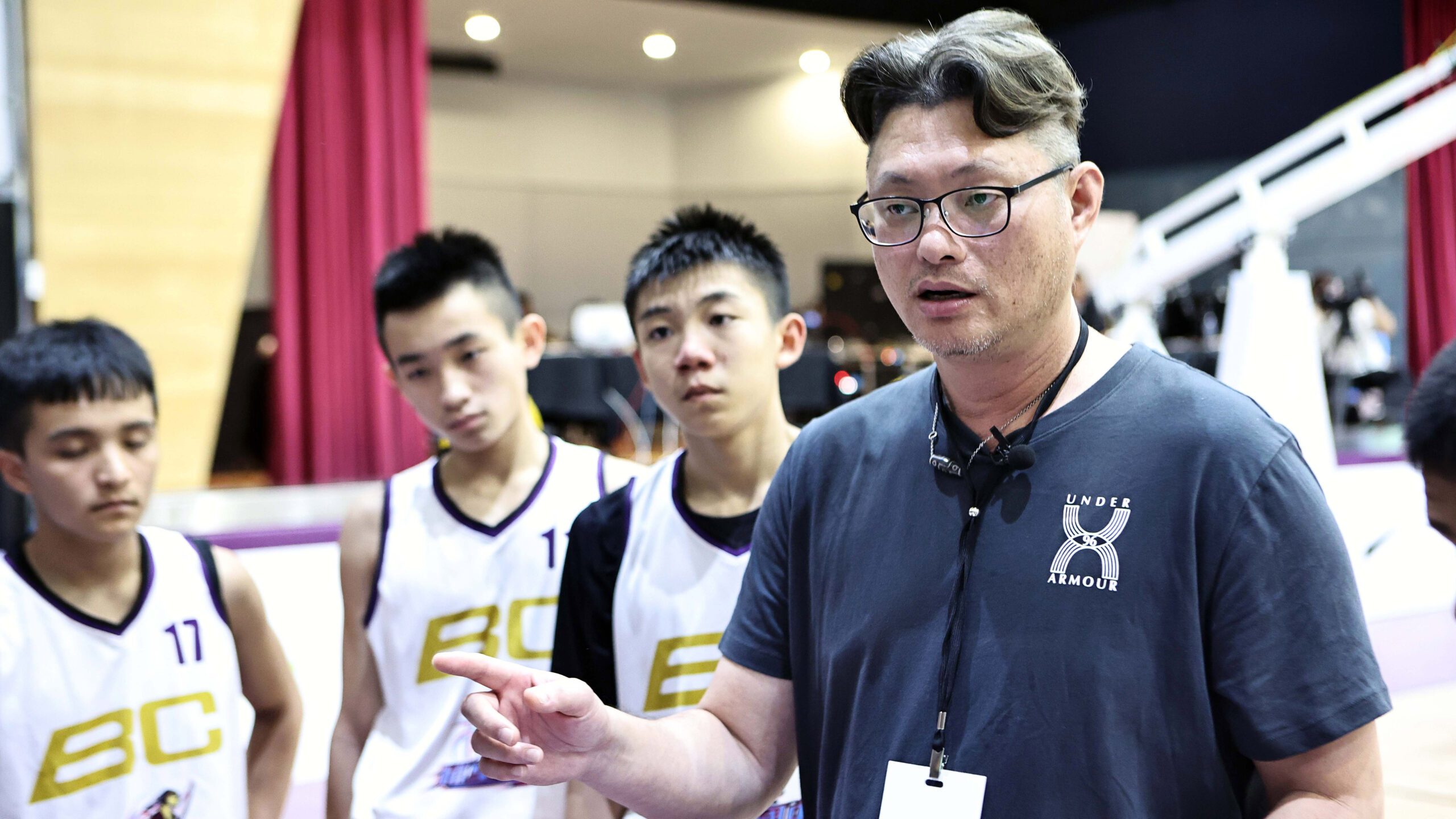 《籃球》重新建構系統的一個暑假 石偉廣要找回埔里國中剽悍球風