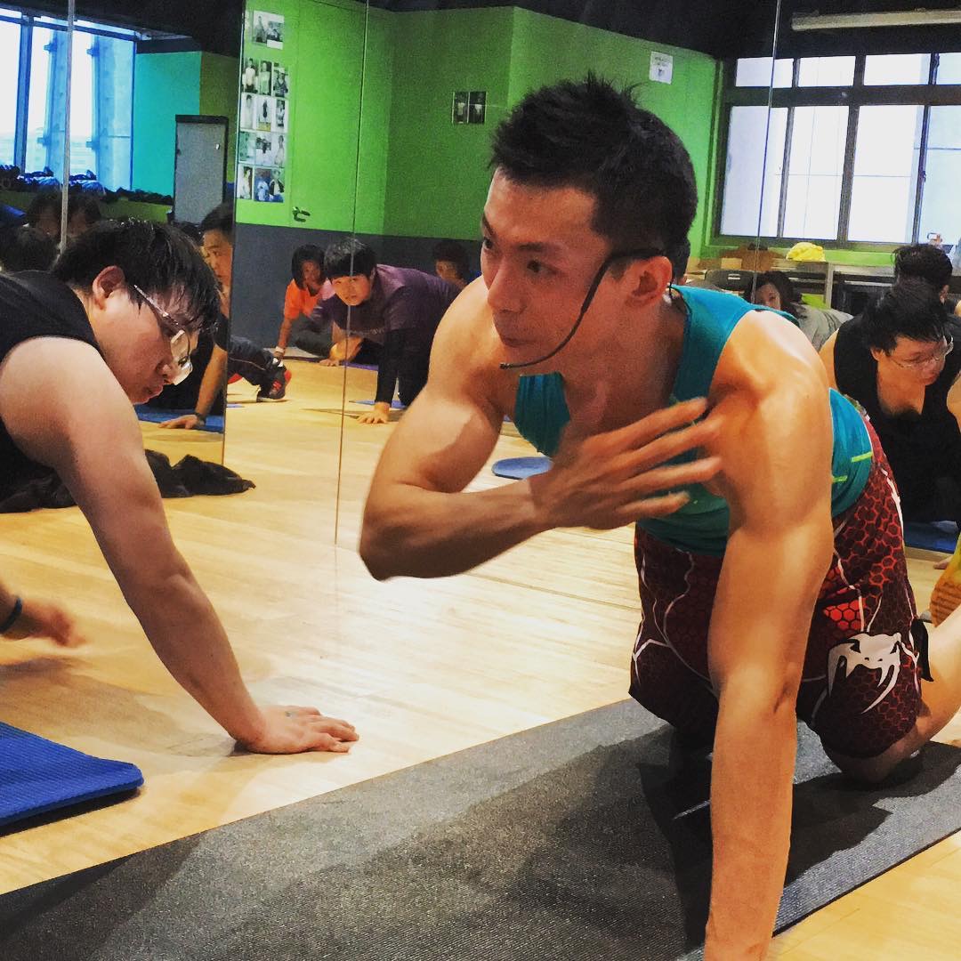 《體壇》體適能教練首創有氧「泳士之夜」 助攻選手橫渡日月潭