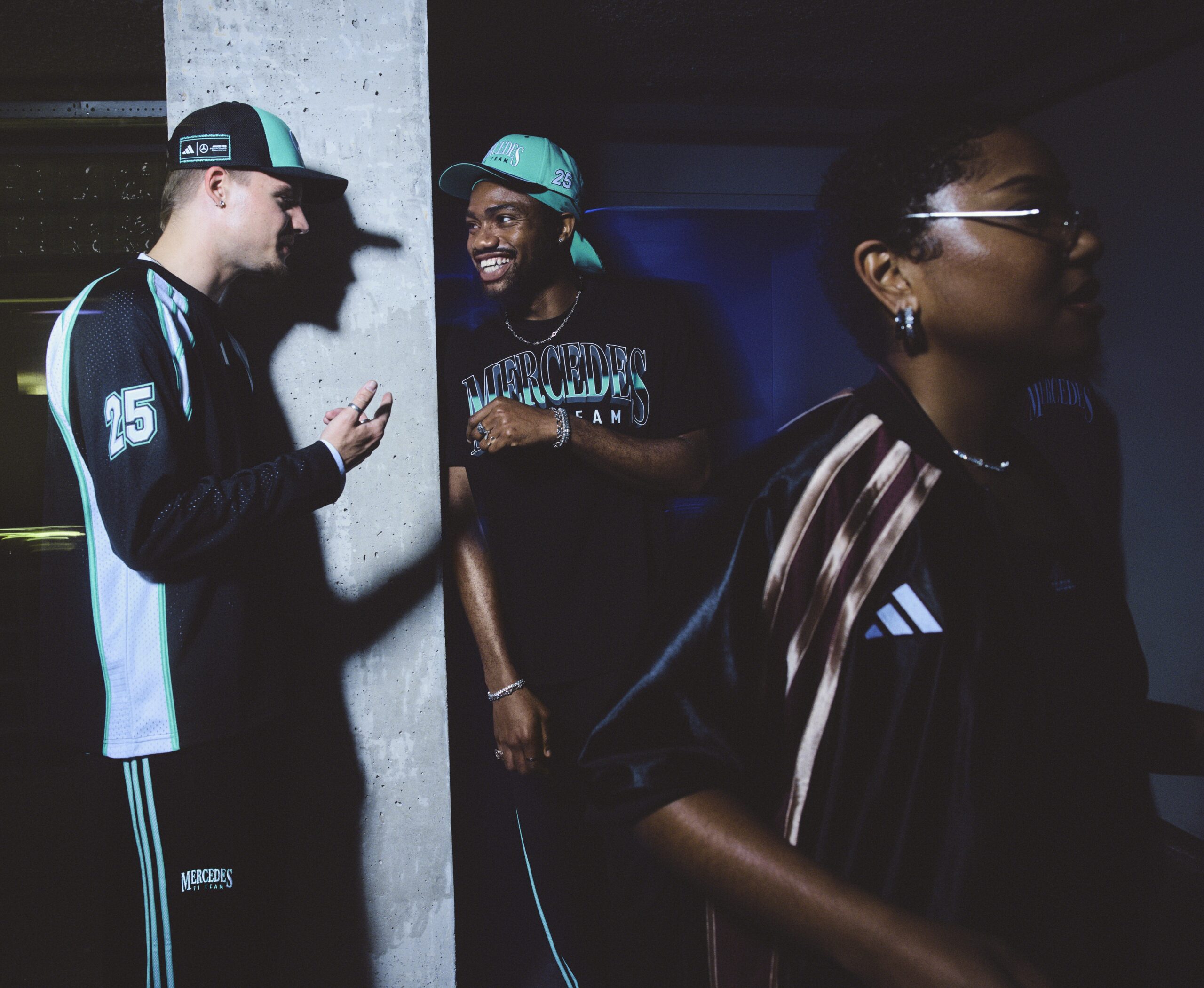 《看裝備》adidas攜手Mercedes-AMG PETRONAS F1車隊 推出拉斯維加斯大獎賽系列