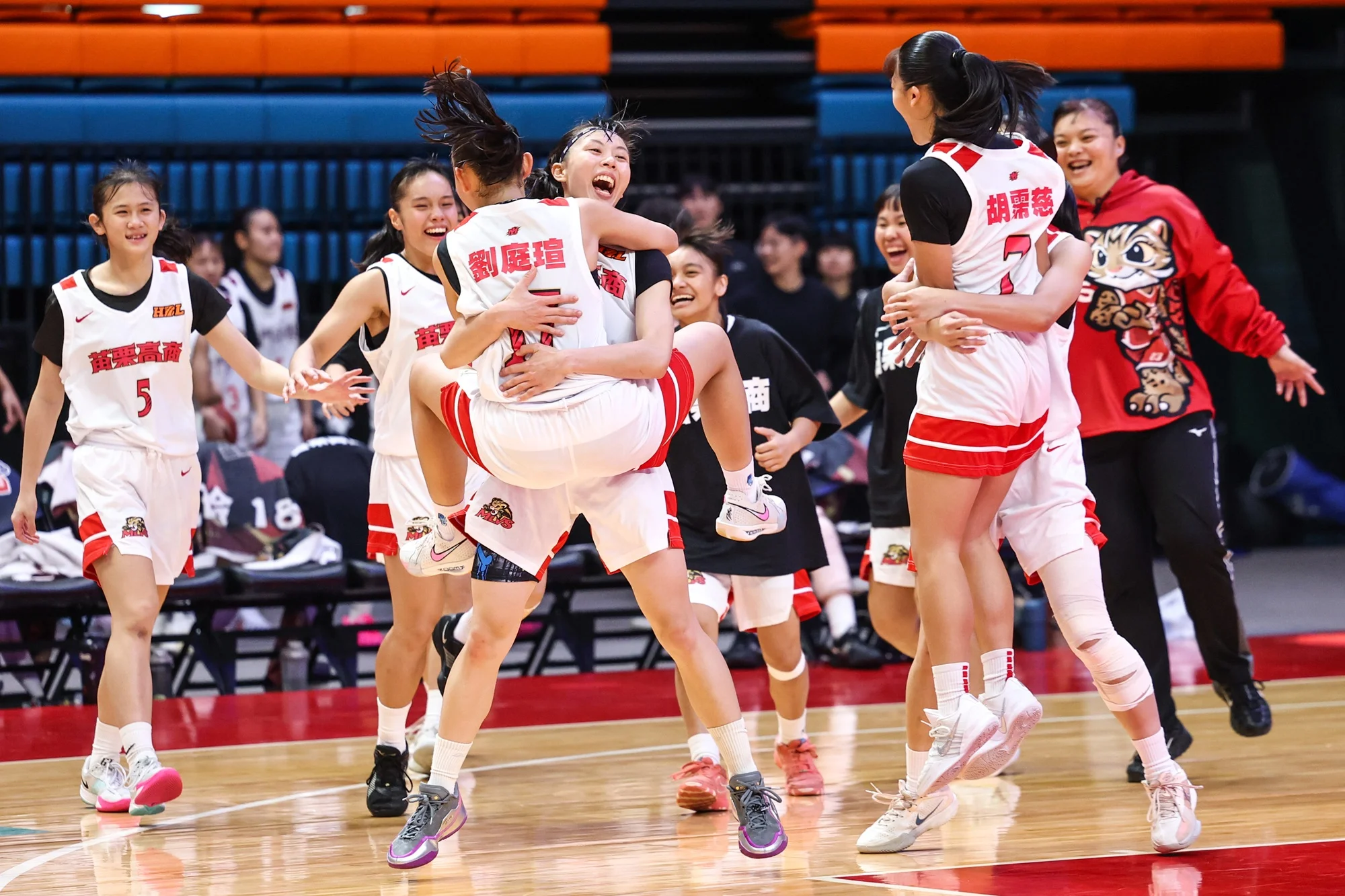 《HBL》直接晉級不打外卡 苗栗高商再闖女子組8強