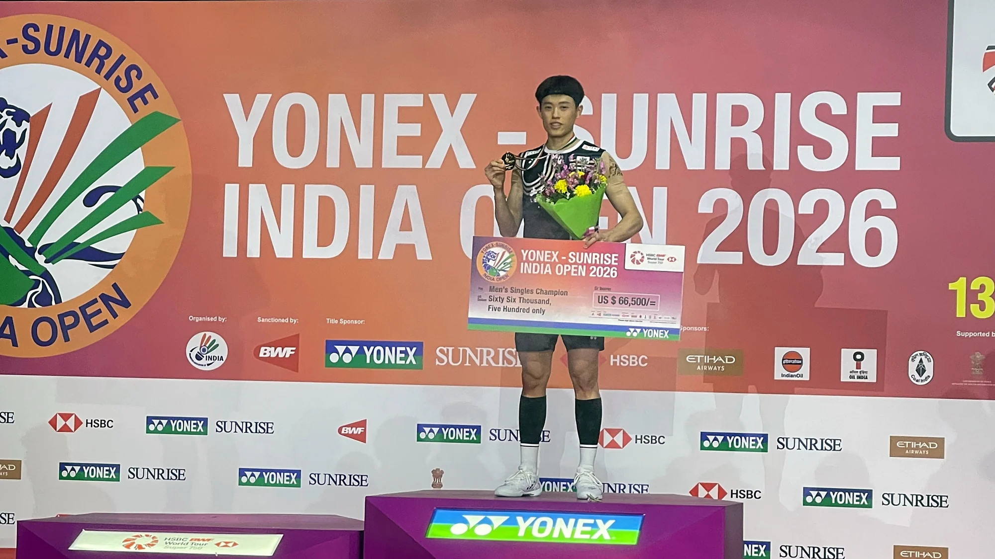 《羽球》與傷共存每天都像在逆轉 林俊易相信團隊奪印度公開賽冠軍創歷史