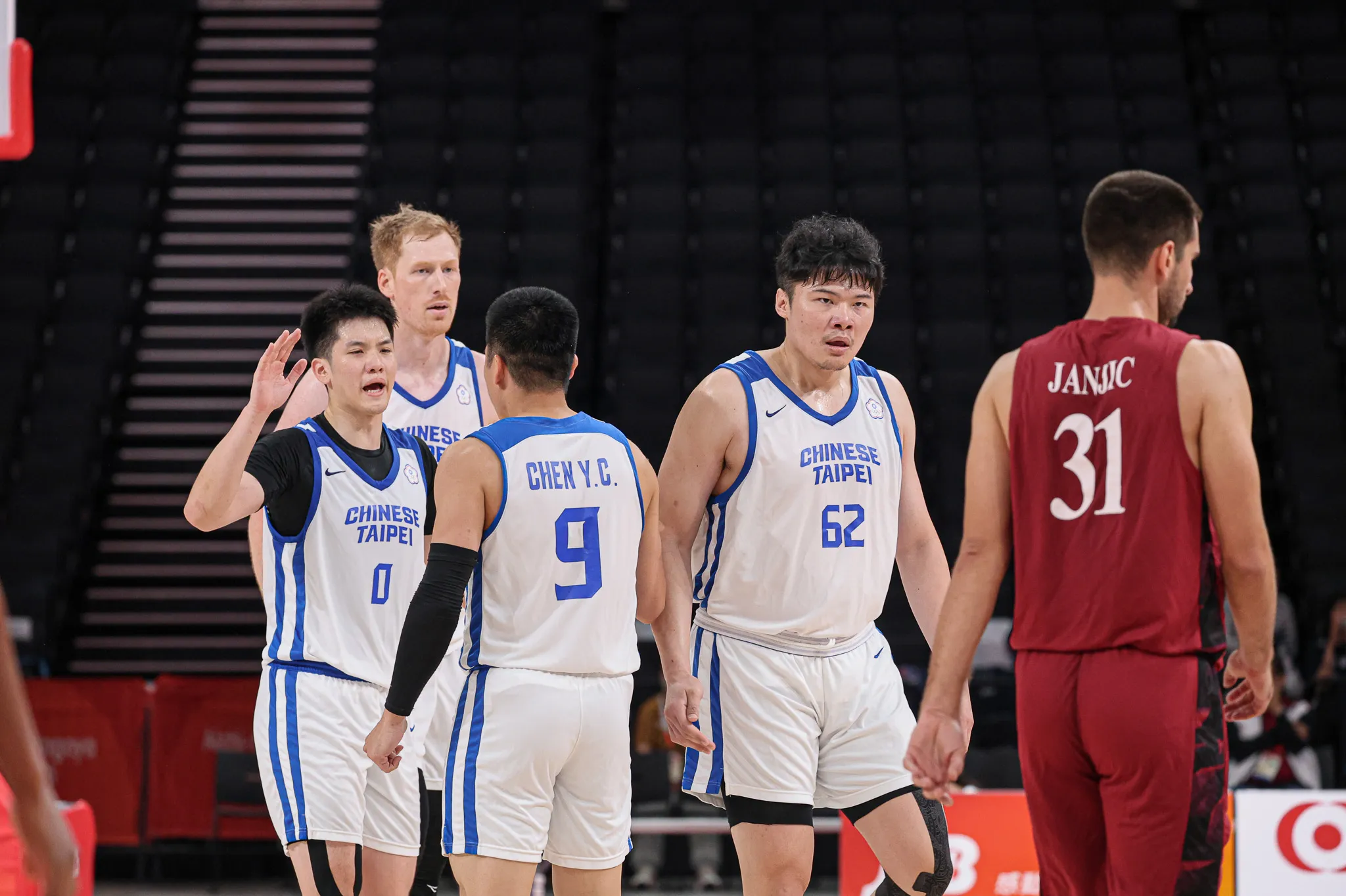 《亞運》學長鼓勵奏效 林庭謙5記三分球率中華男籃晉級八強