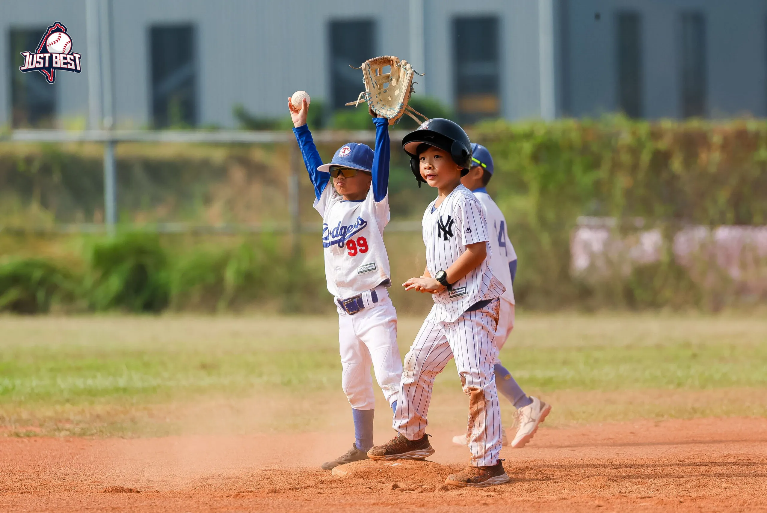 臺中就是棒》台中小道奇藍白兩隊雙勝入袋 台中小洋基與台中遊艇打線熄火苦吞兩敗